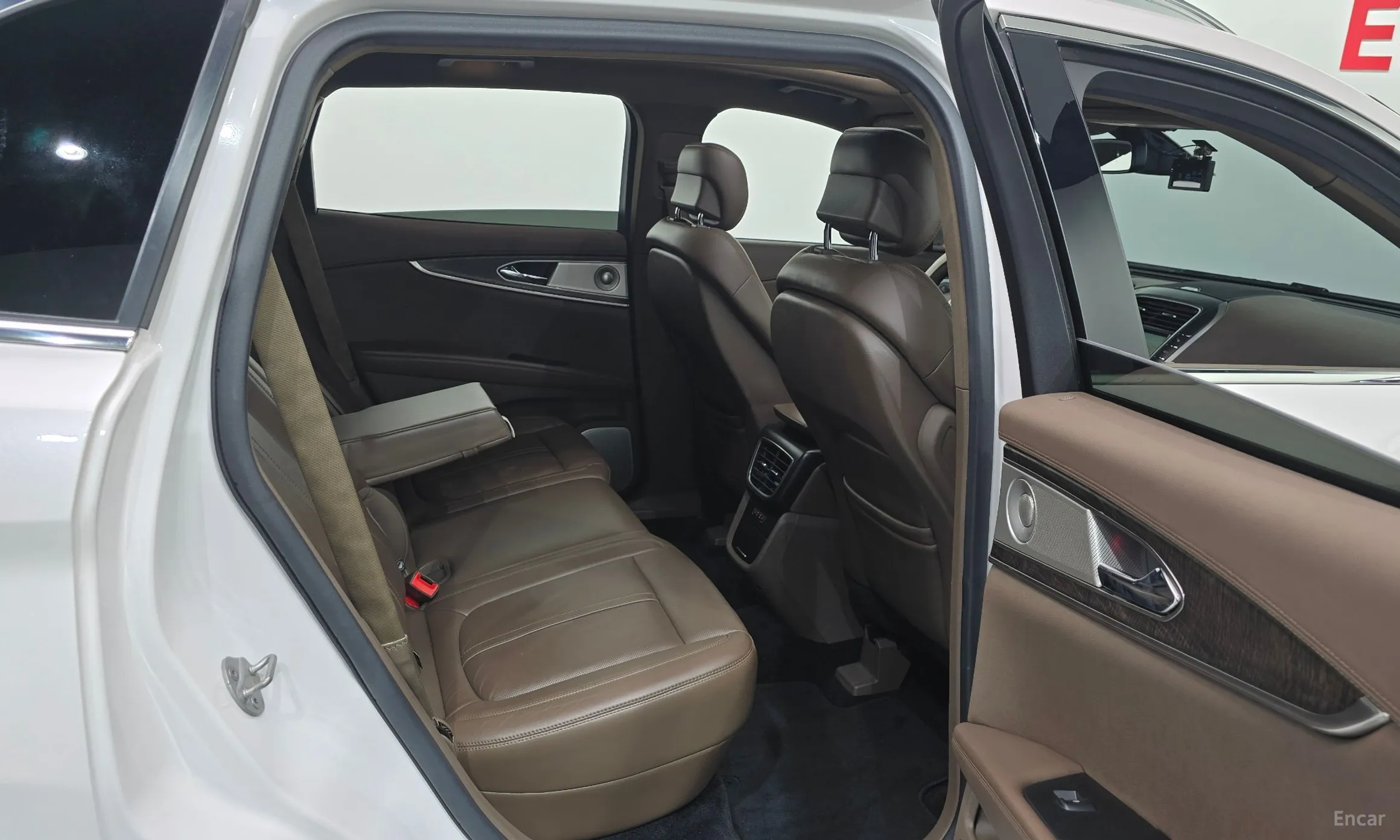Lincoln MKX 2nd Generation превью 11