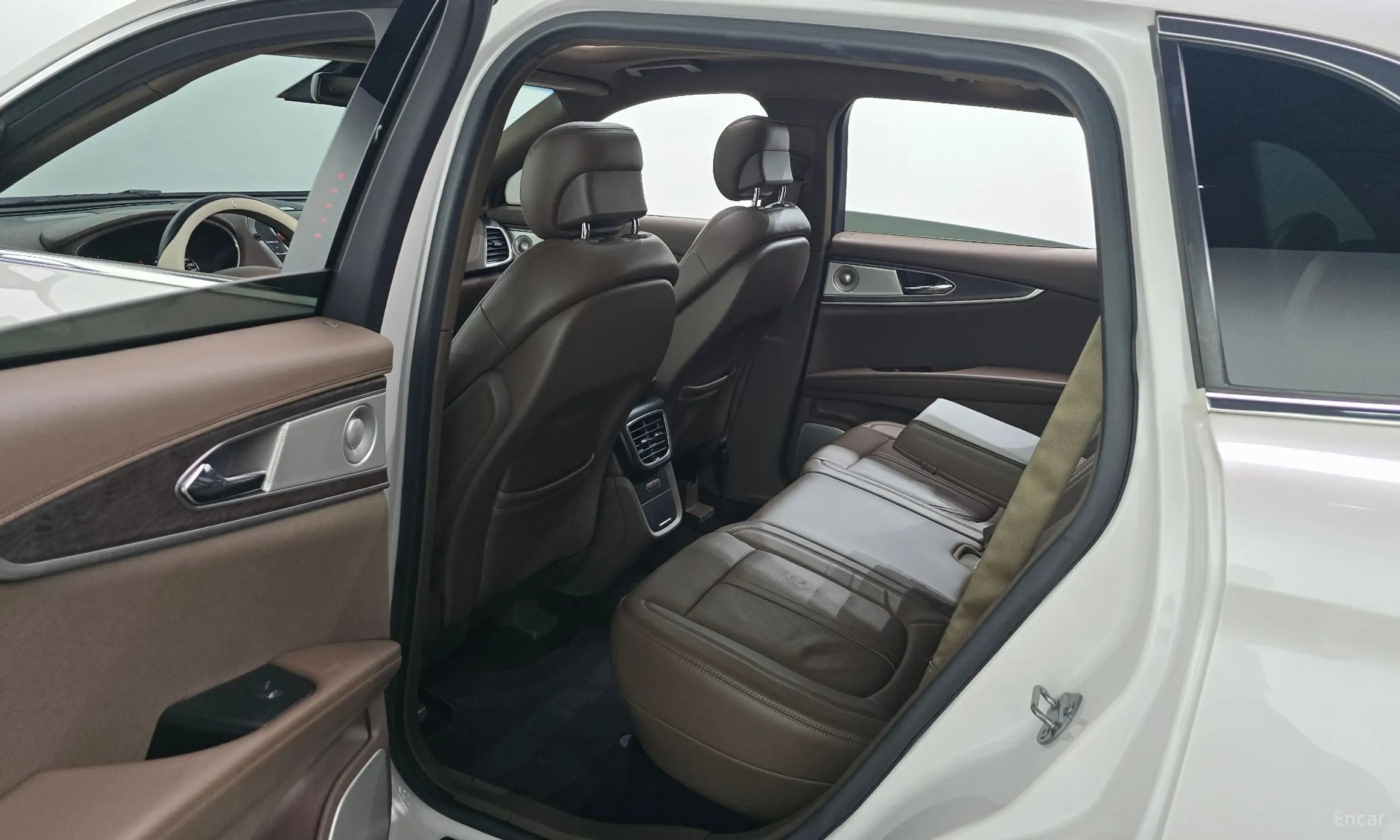 Lincoln MKX 2nd Generation превью 12