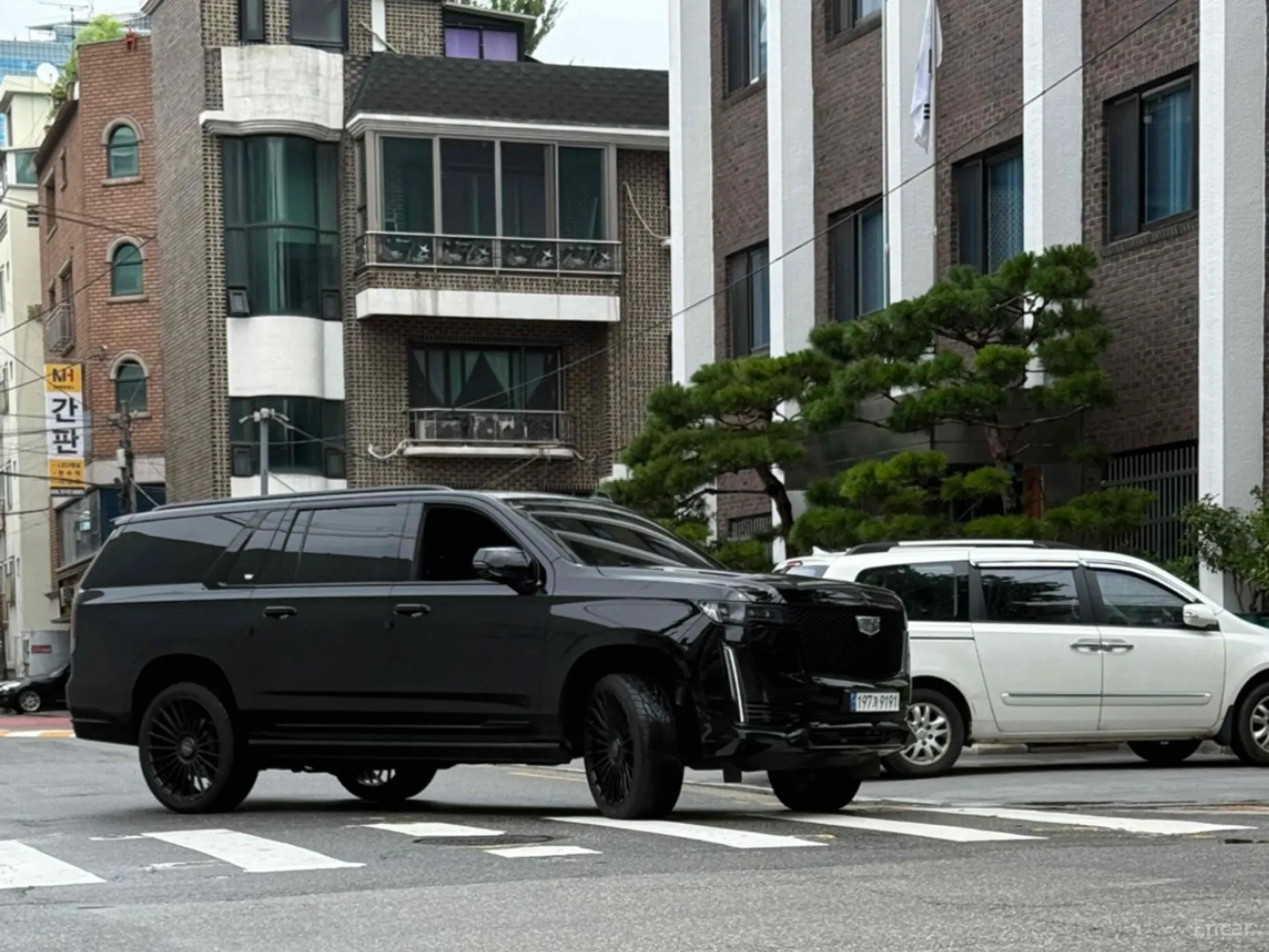 Cadillac Escalade 5th Generation превью 4