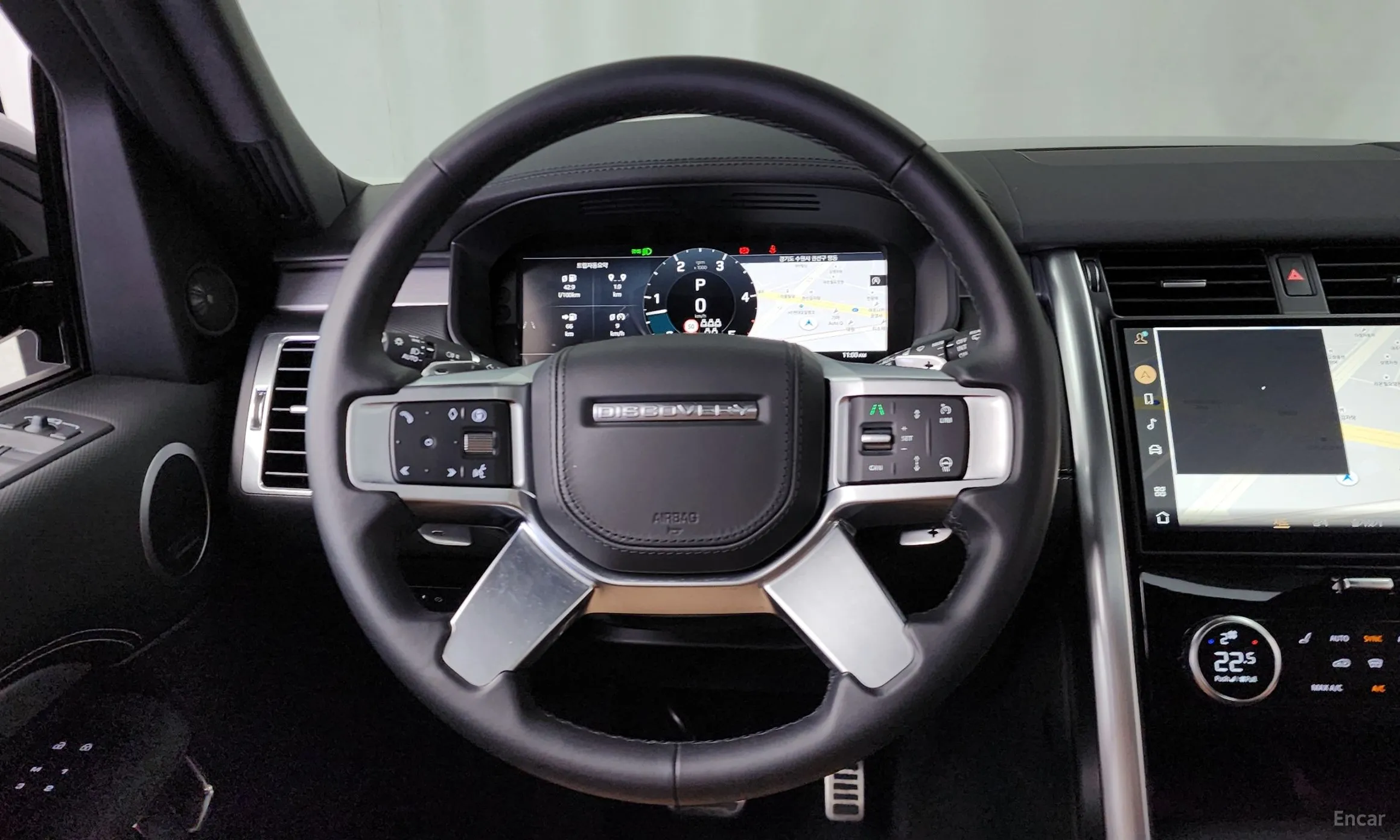 Land Rover Discovery 5 превью 13