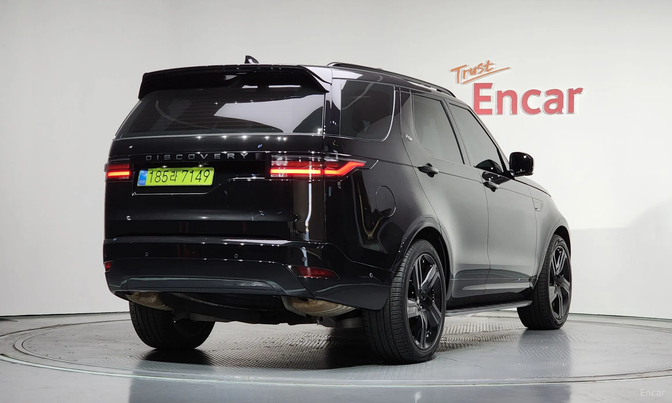 Land Rover Discovery 5 превью 2