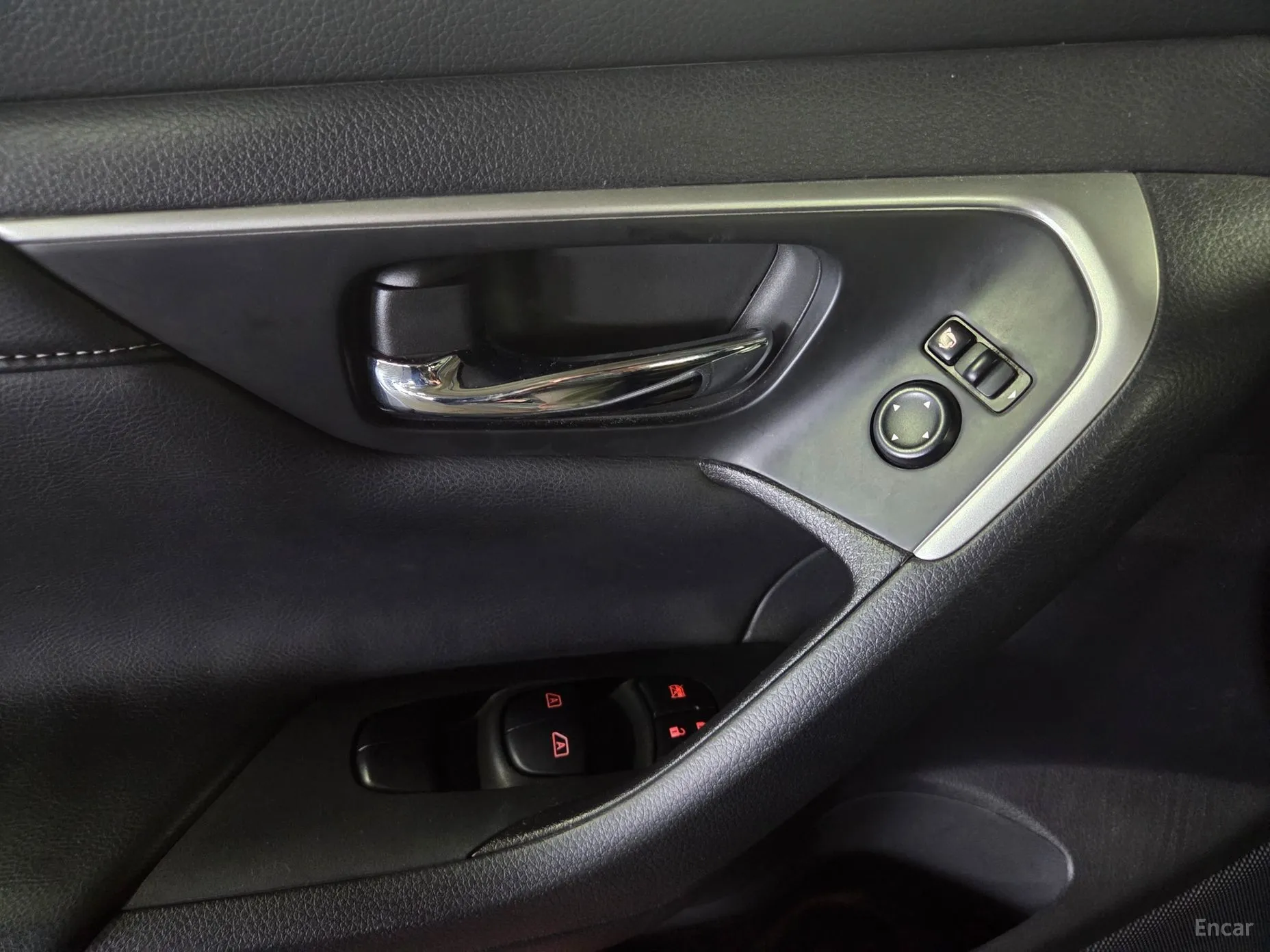 Nissan Altima превью 12