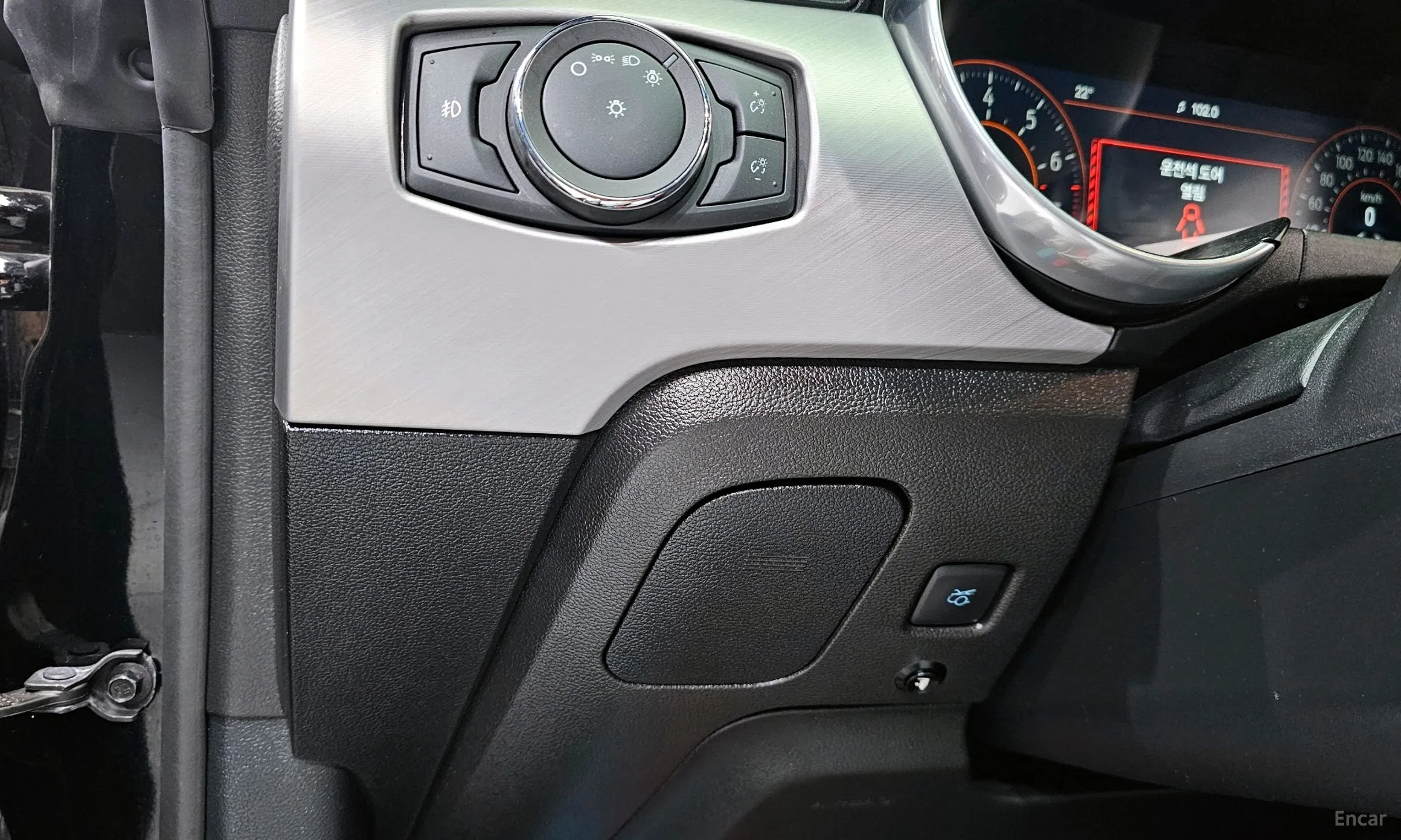 Ford Mustang превью 16