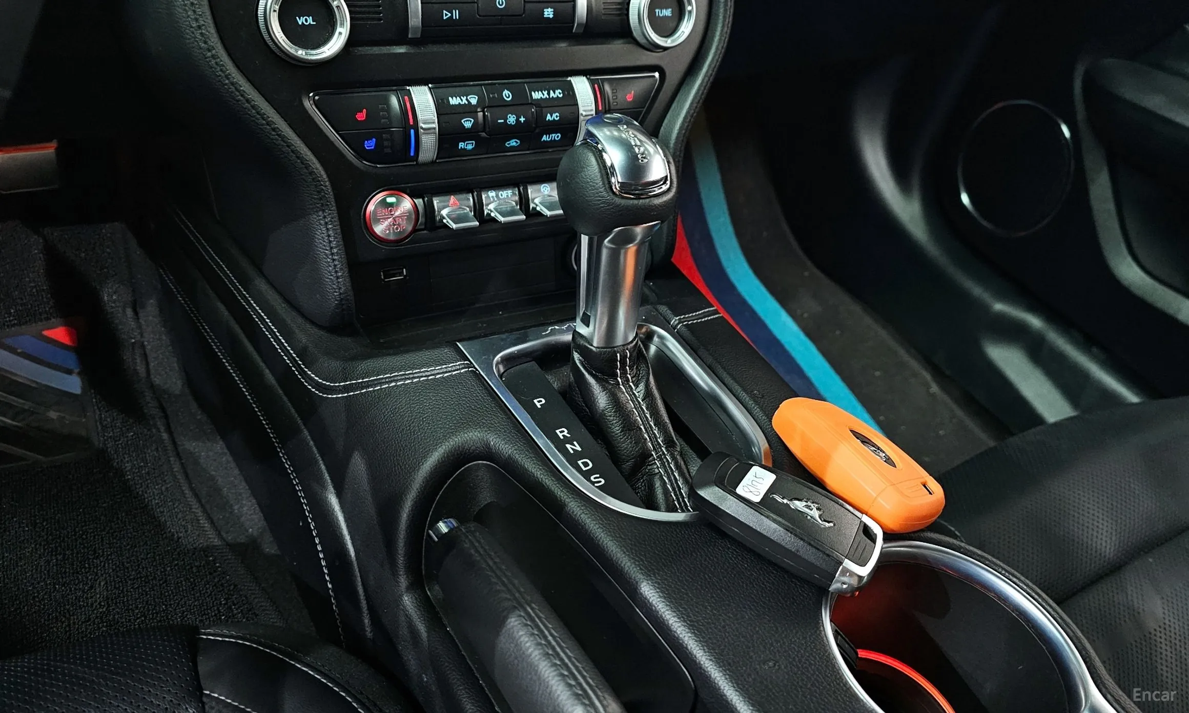 Ford Mustang превью 9