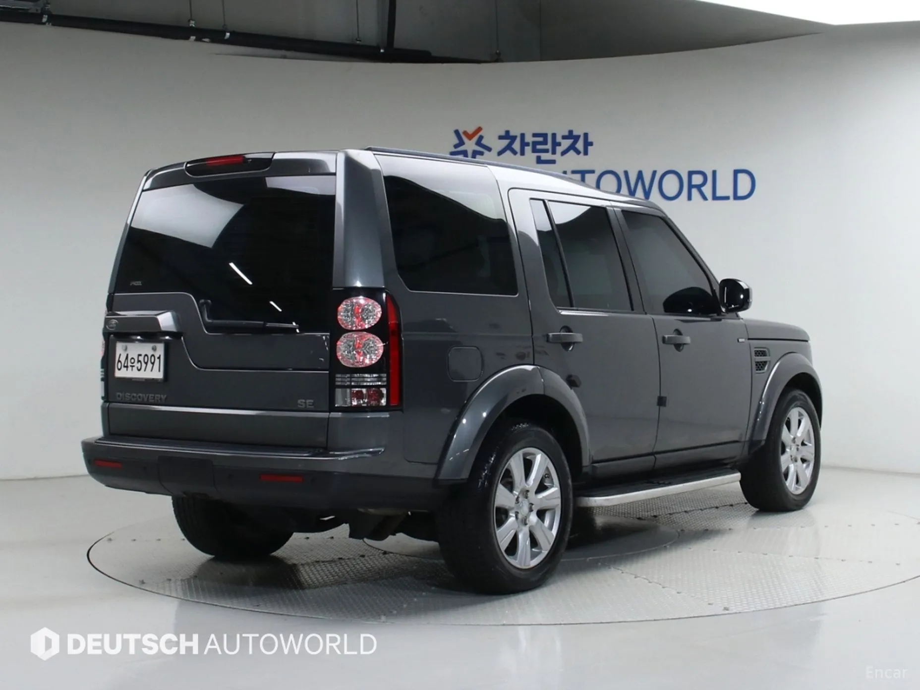 Land Rover Discovery 4 превью 2