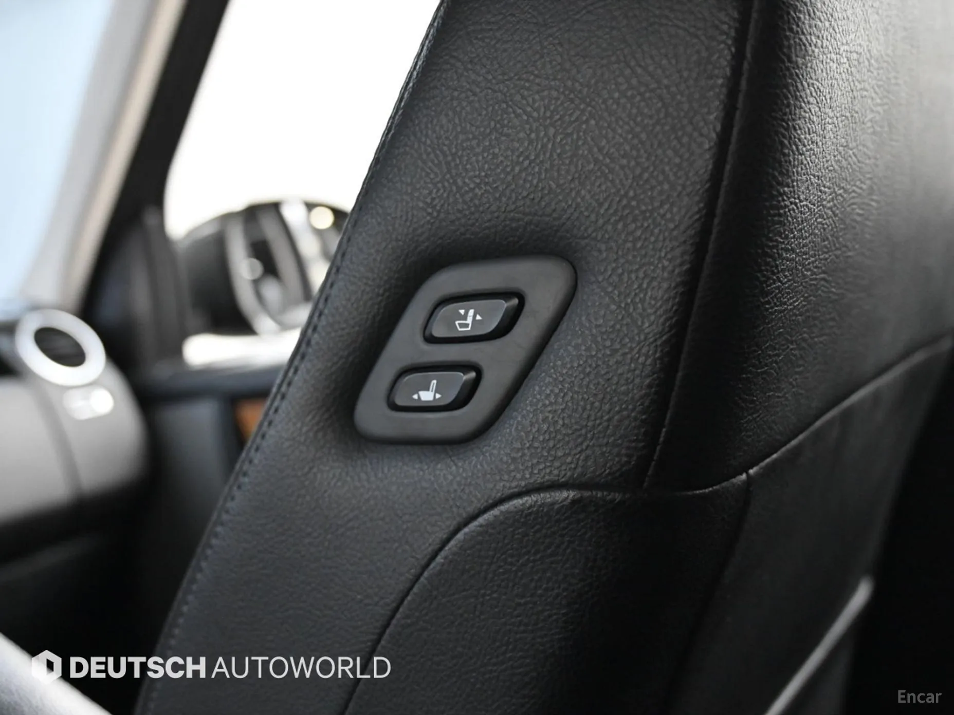 Land Rover Discovery 4 превью 17