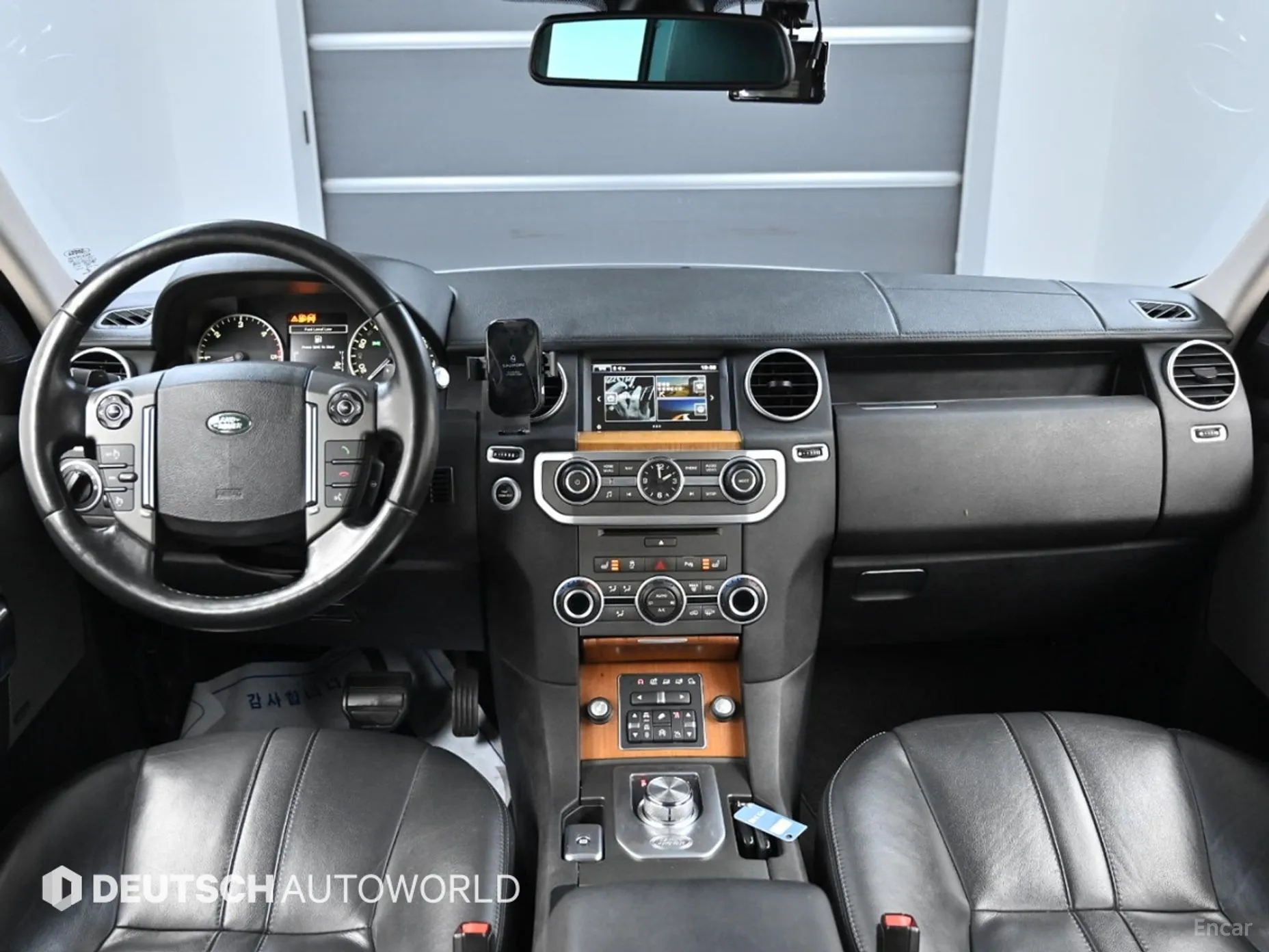 Land Rover Discovery 4 превью 7