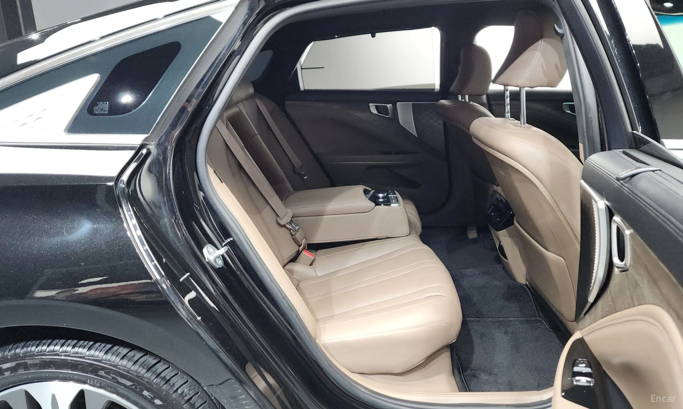 Kia K8 Hybrid превью 11