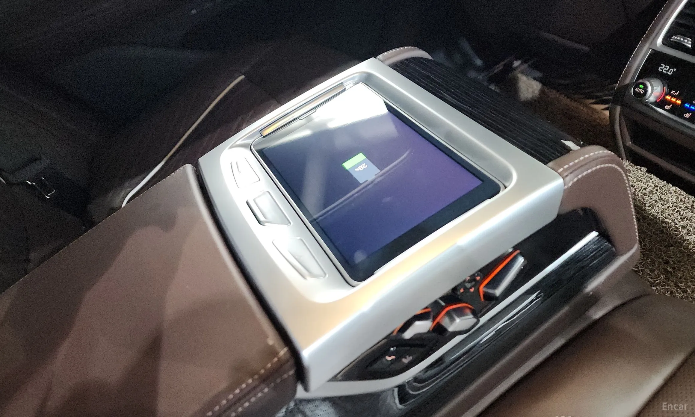 BMW 7 Series (G11) превью 19