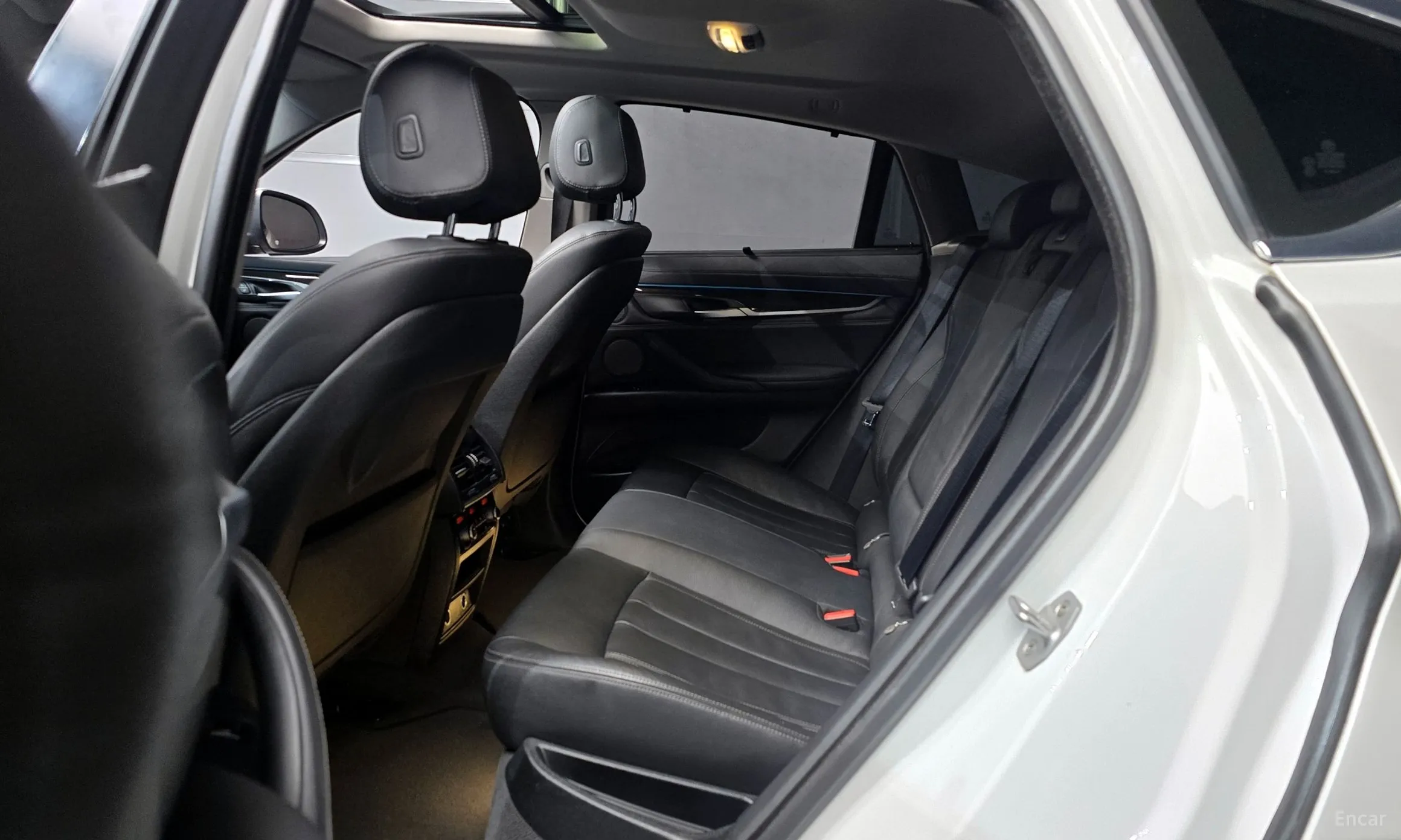 BMW X6 (F16) превью 12