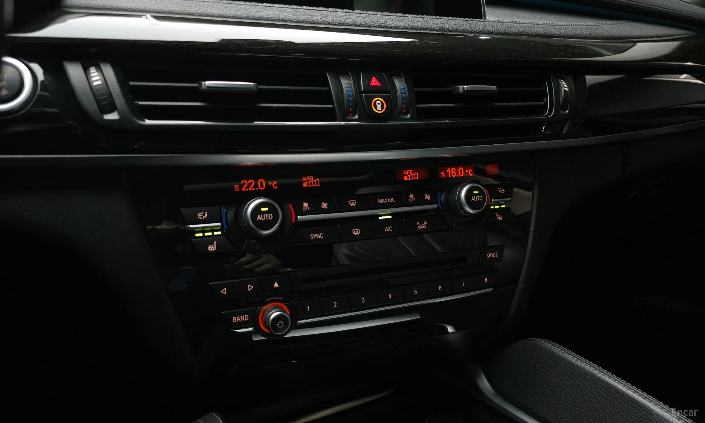 BMW X6 (F16) превью 17
