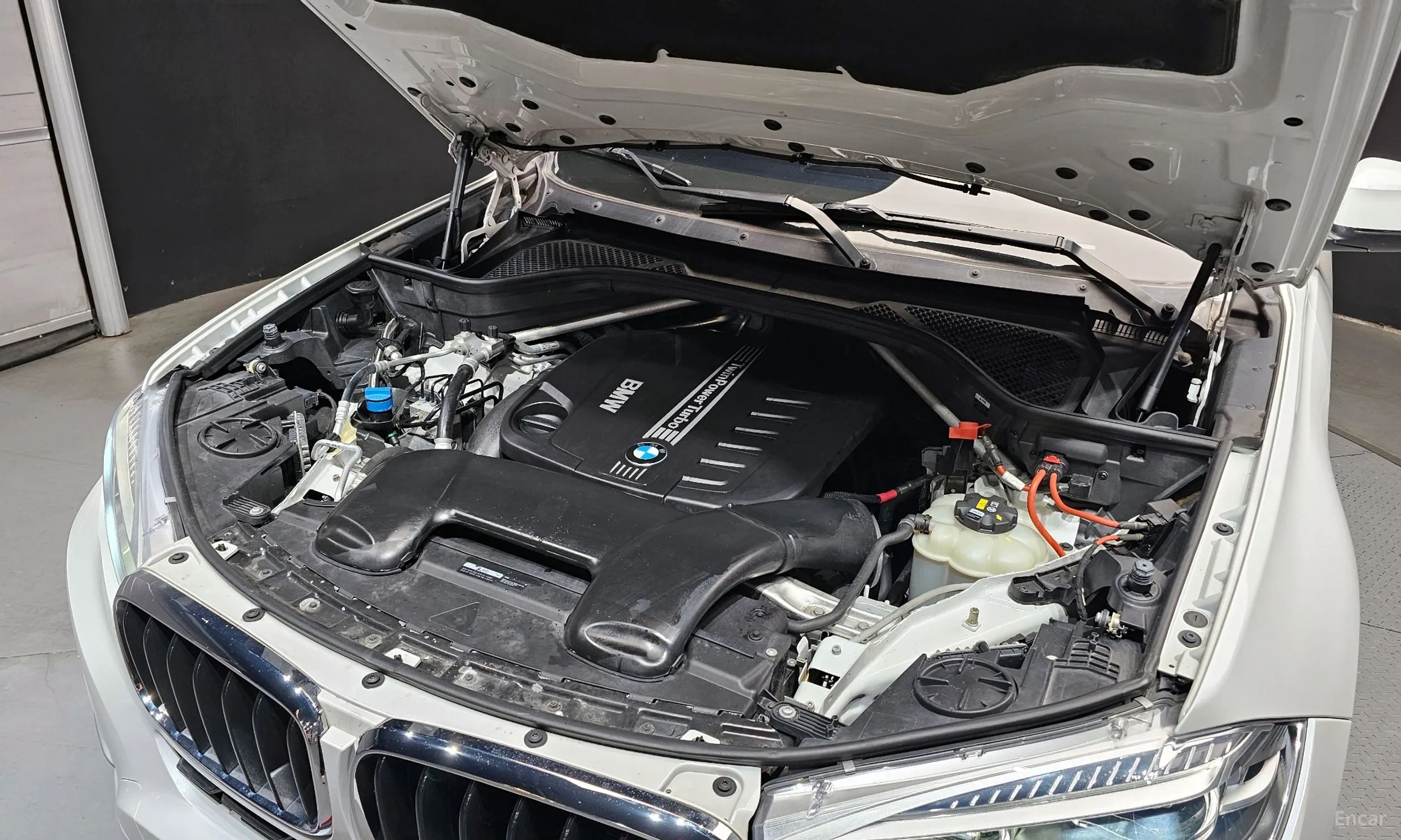 BMW X6 (F16) превью 6