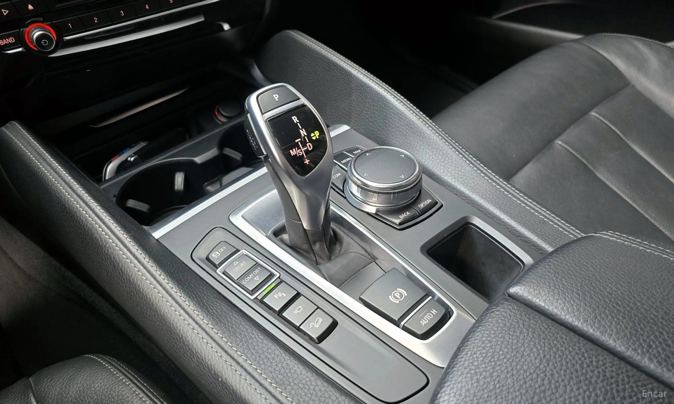 BMW X6 (F16) превью 9