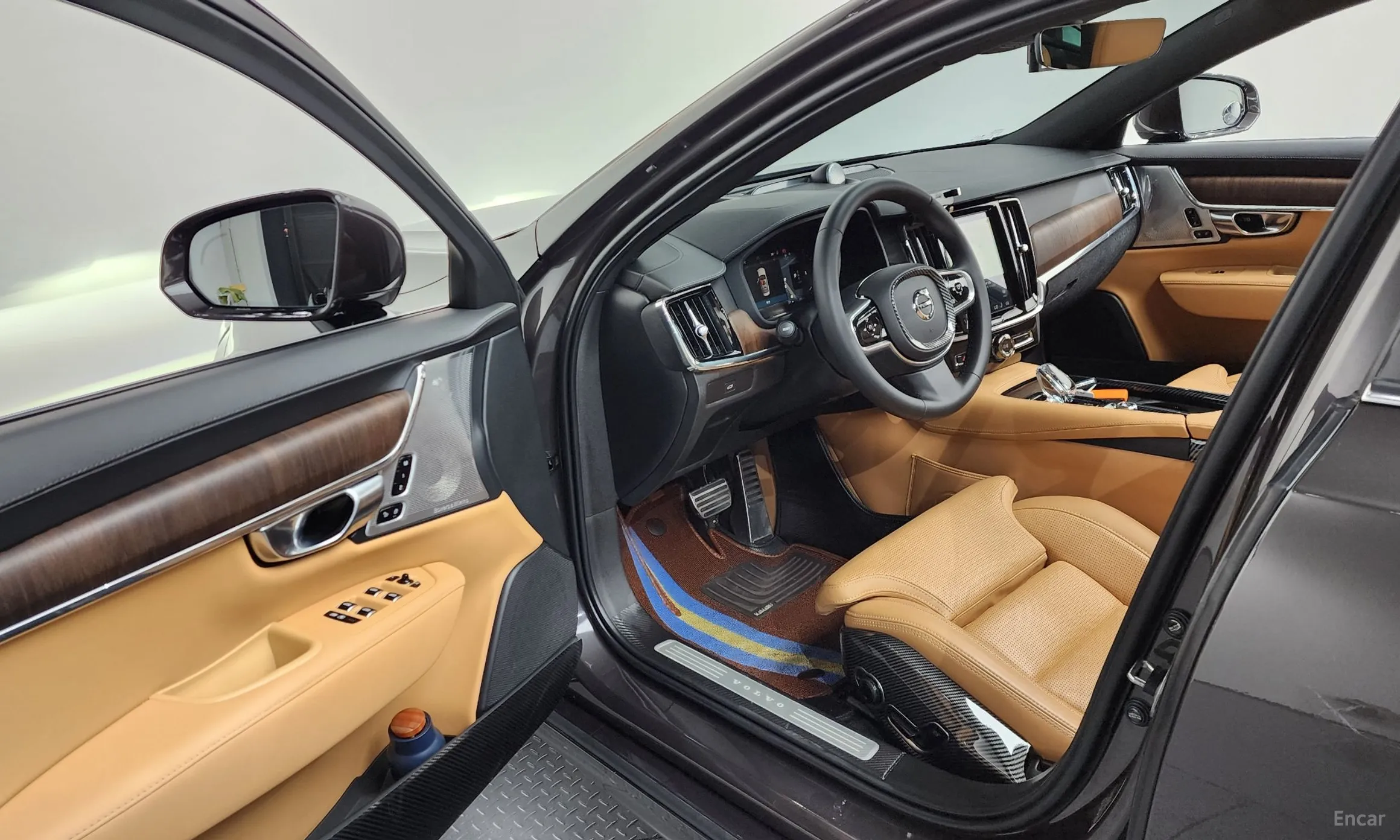 Volvo S90 превью 10