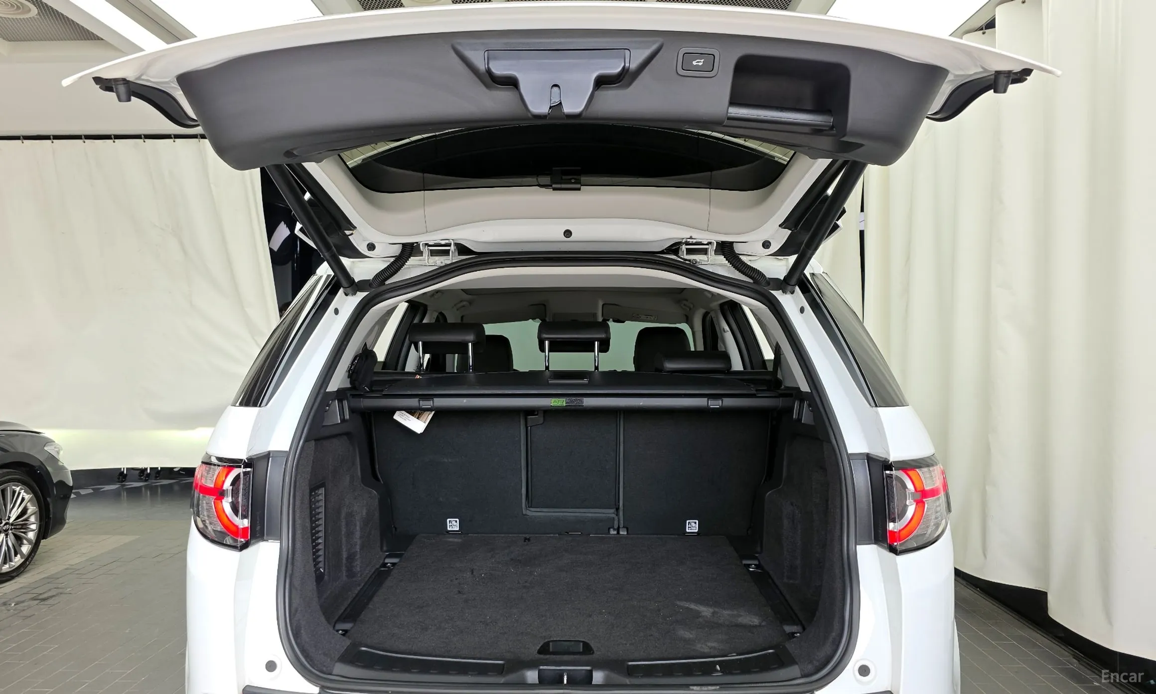 Land Rover Discovery Sports превью 20