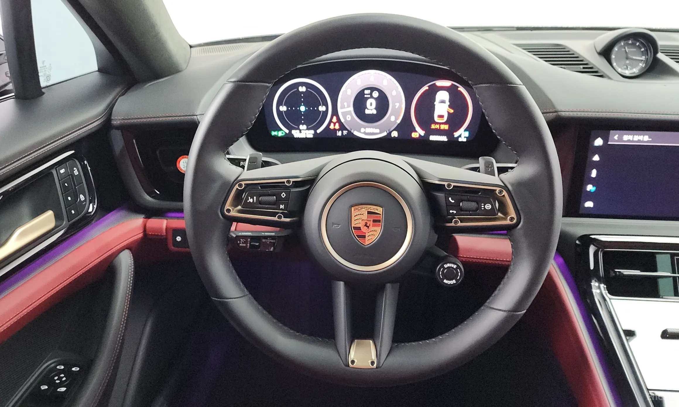 Porsche Panamera (976) превью 12
