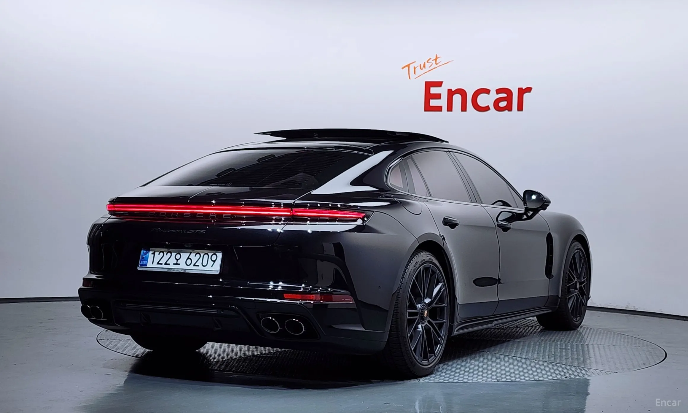 Porsche Panamera (976) превью 2