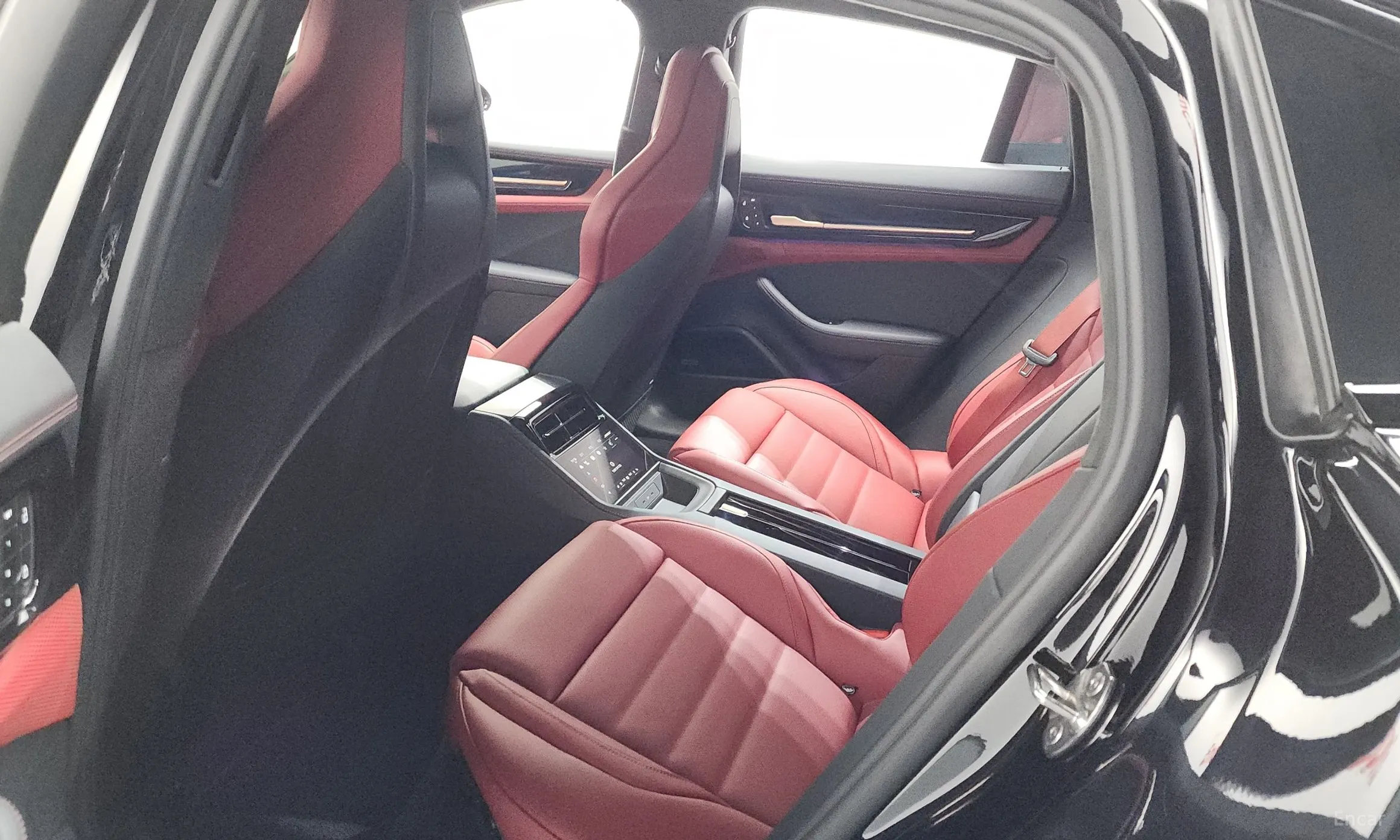 Porsche Panamera (976) превью 19