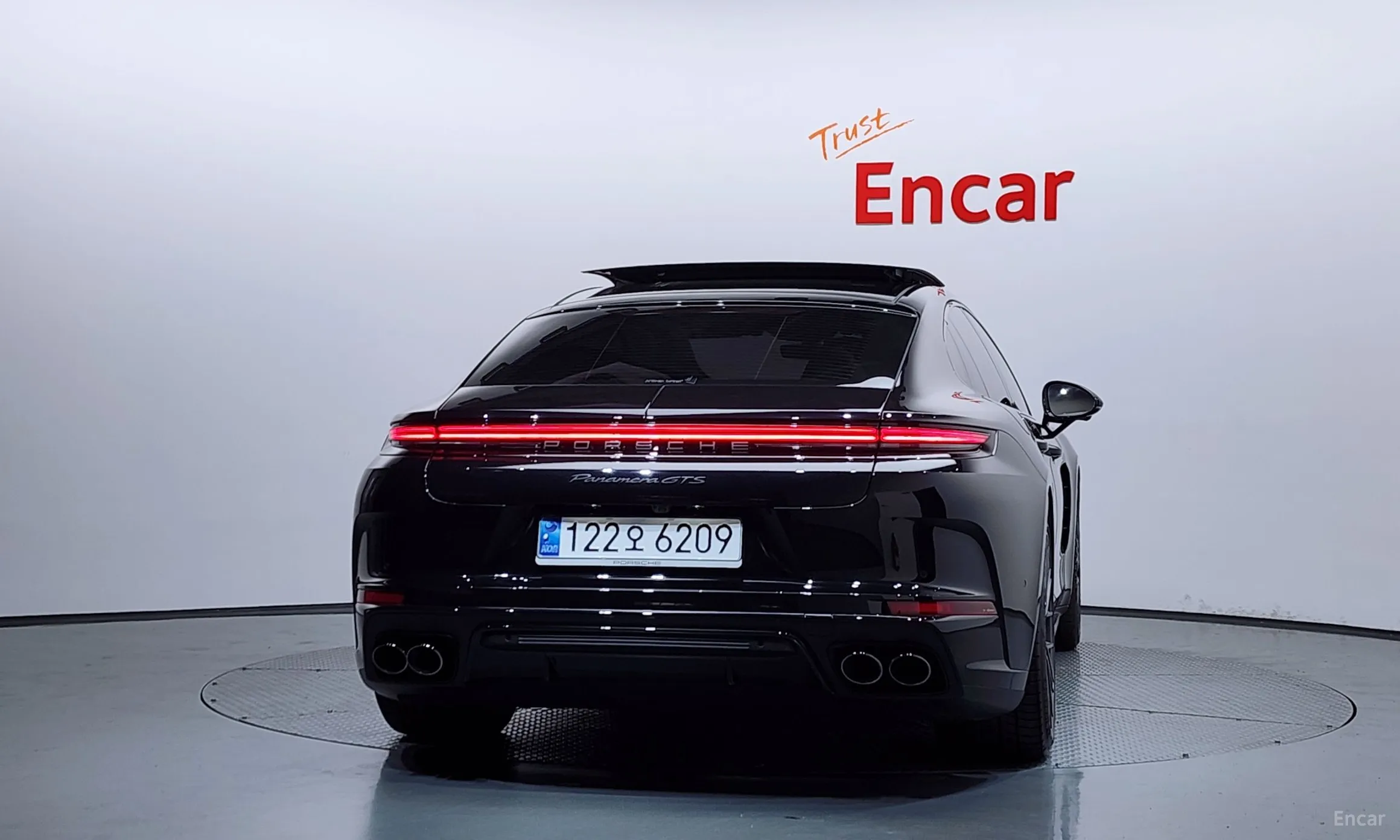 Porsche Panamera (976) превью 4