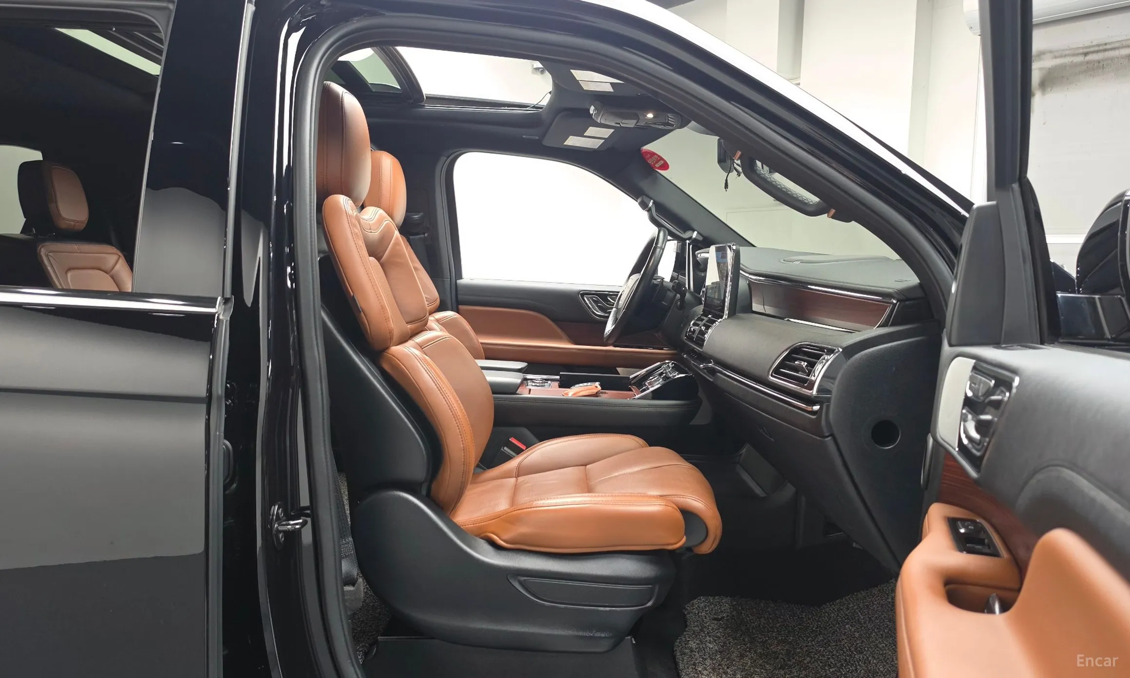 Lincoln Navigator 4th generation превью 12