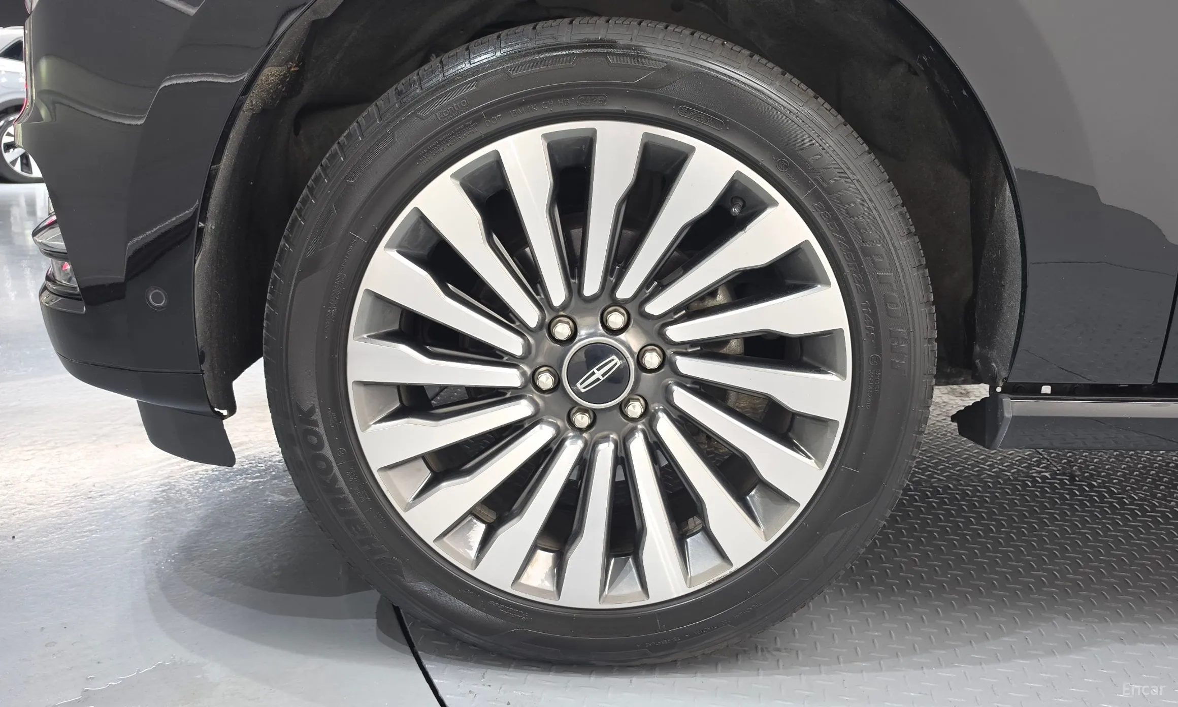 Lincoln Navigator 4th generation превью 5