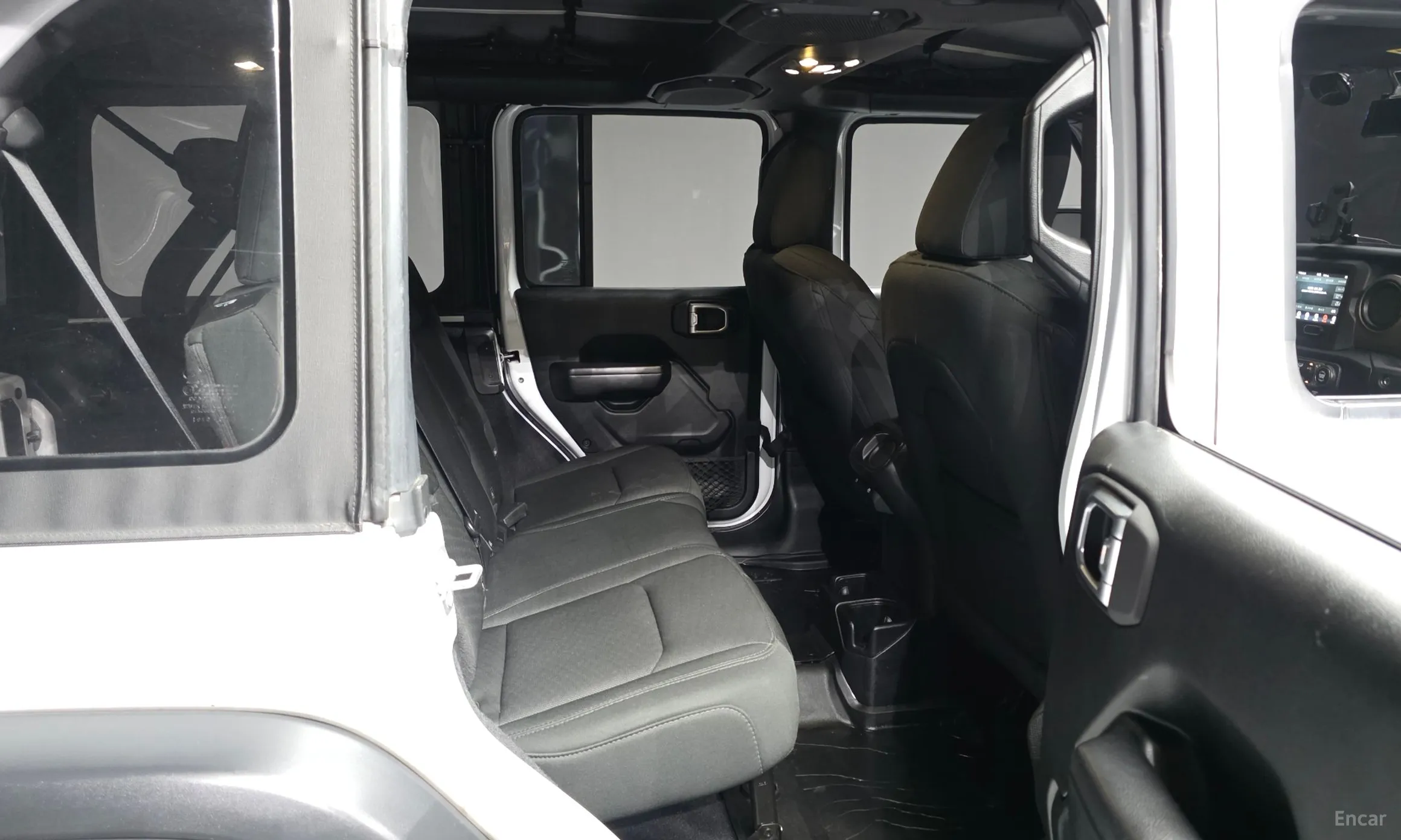 Jeep Wrangler (JL) превью 11