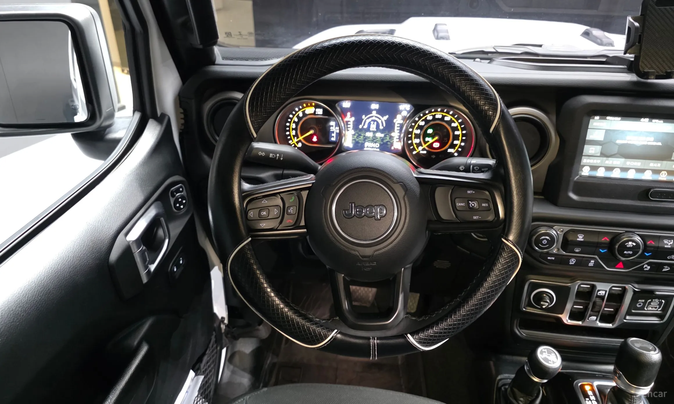 Jeep Wrangler (JL) превью 13