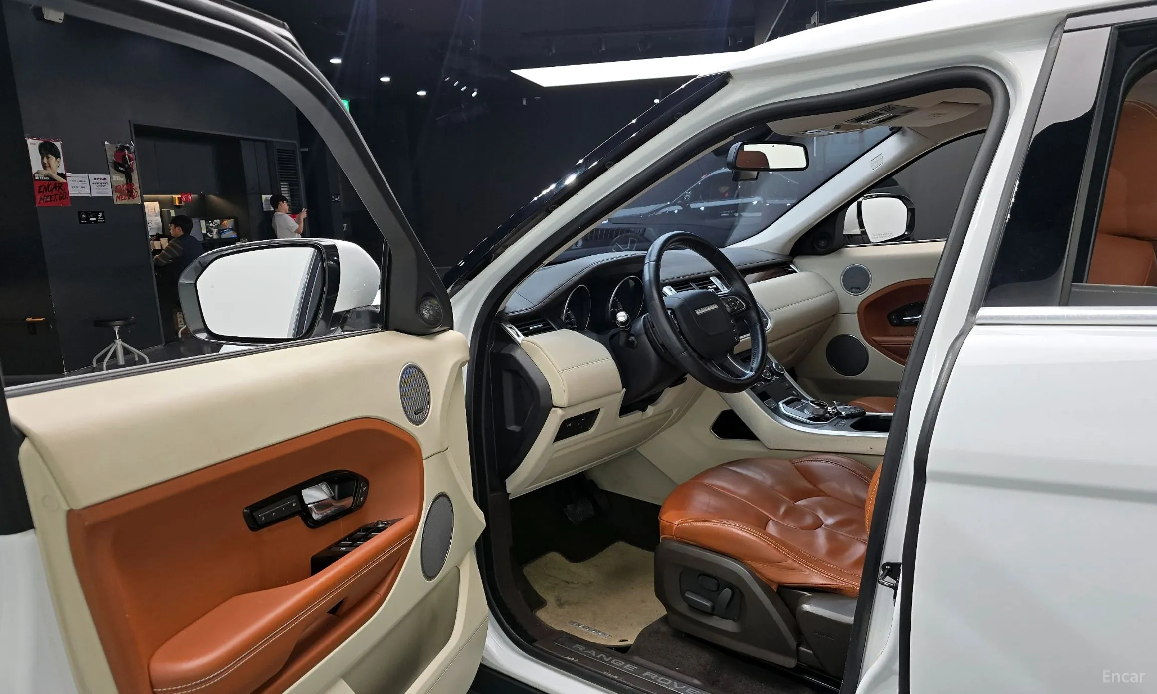 Land Rover Range Rover Evoque превью 10