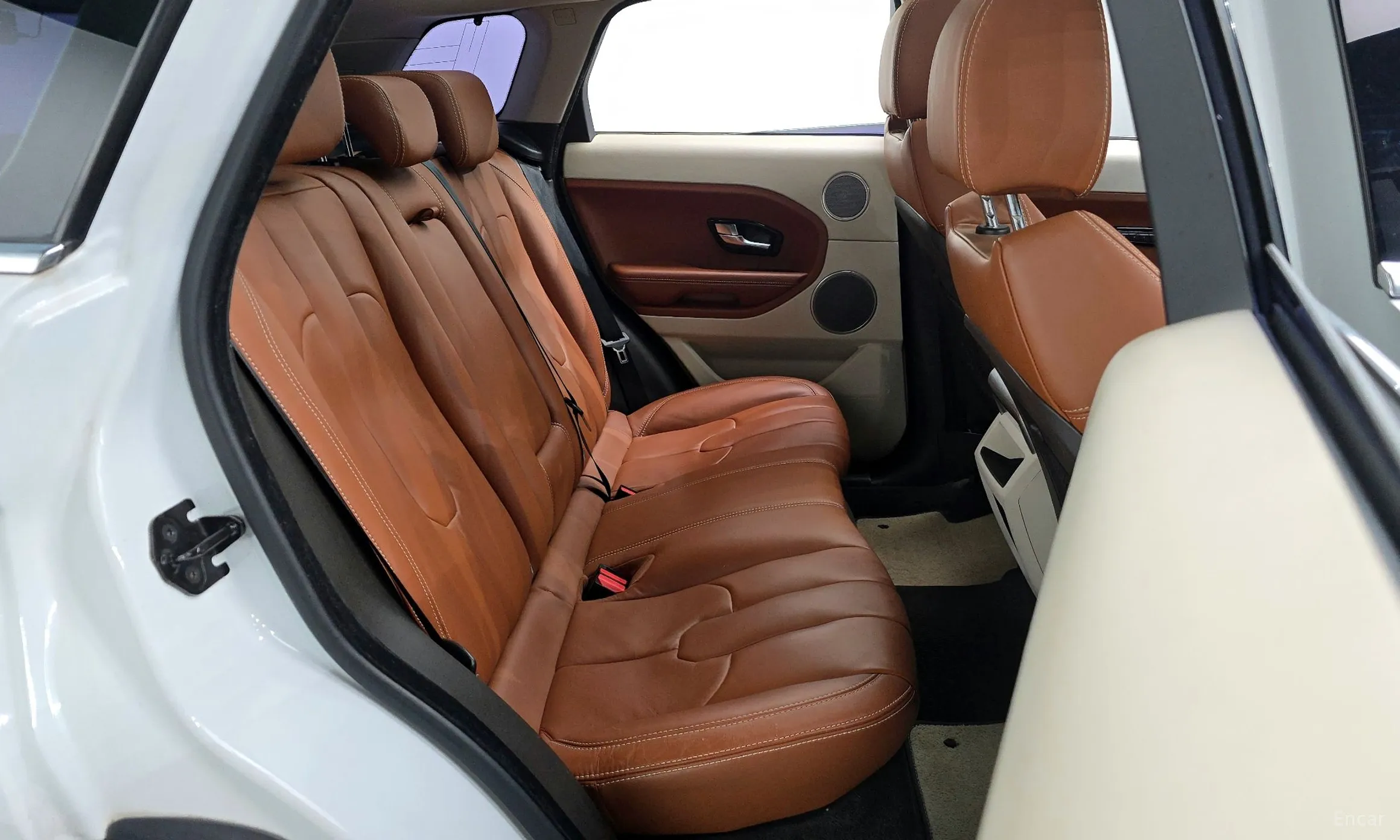 Land Rover Range Rover Evoque превью 11