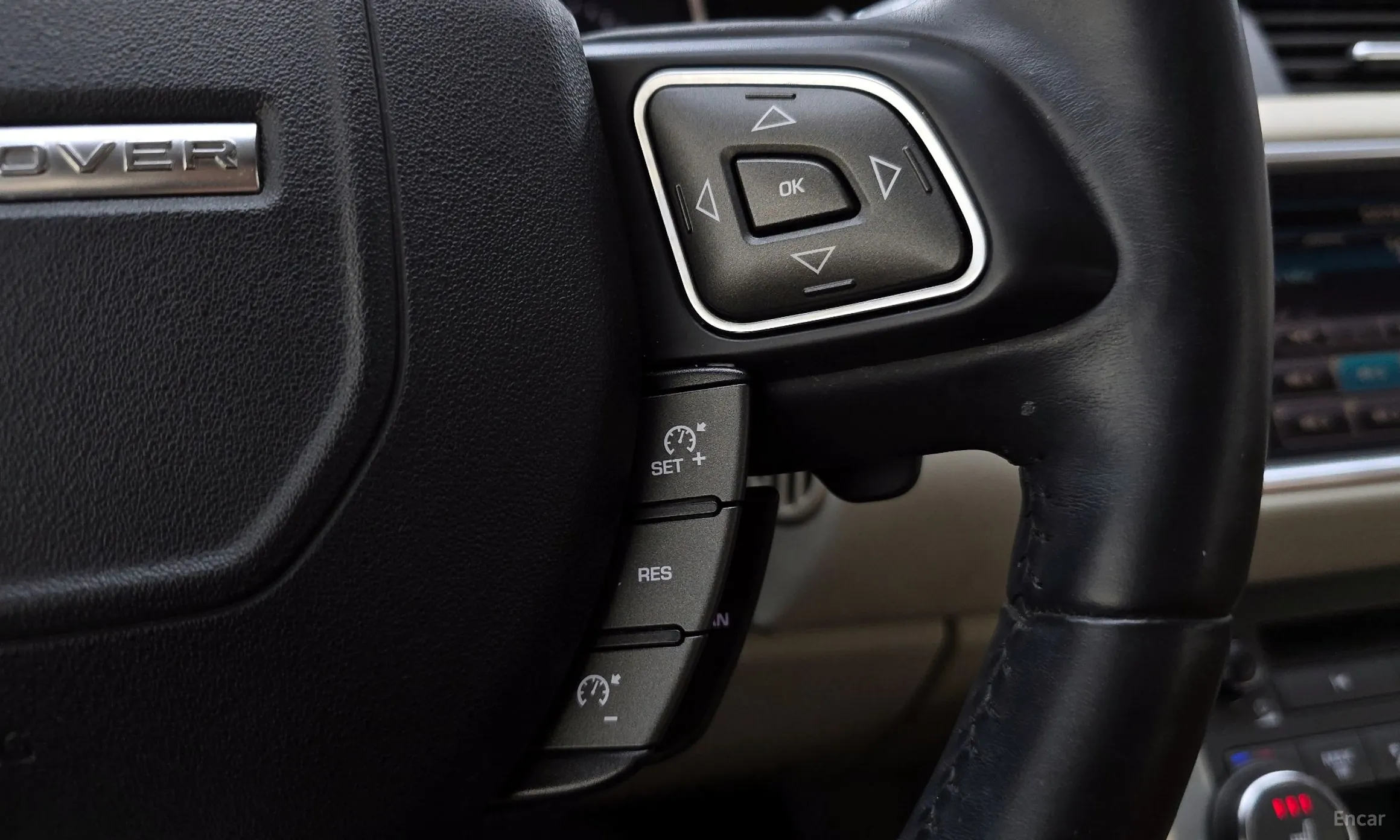 Land Rover Range Rover Evoque превью 17