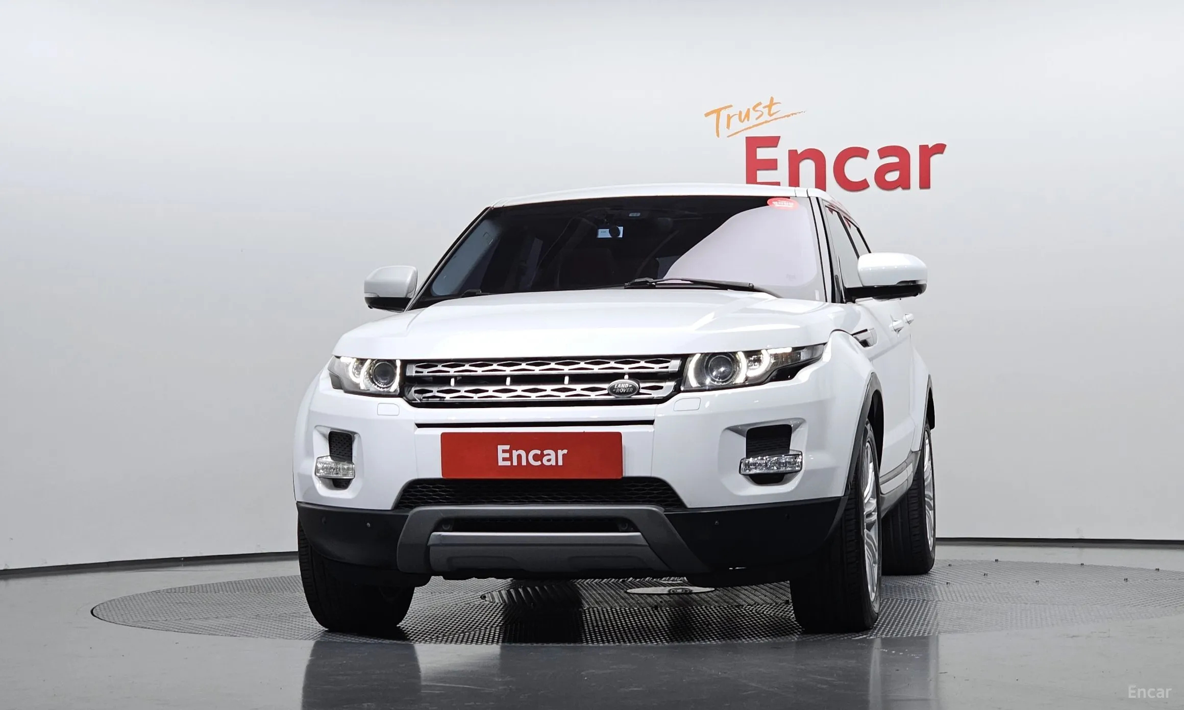 Land Rover Range Rover Evoque превью 3