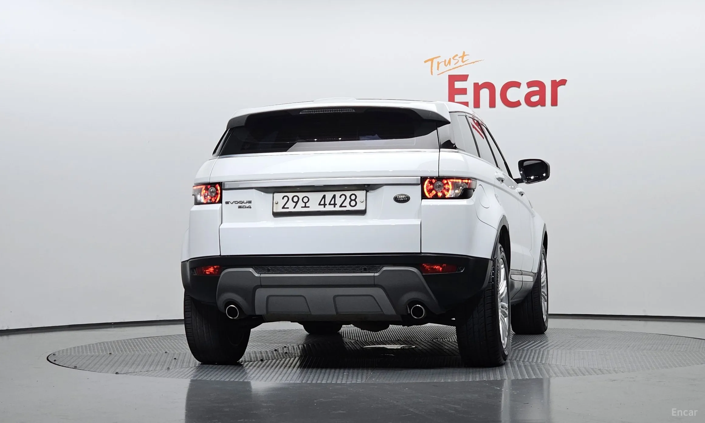 Land Rover Range Rover Evoque превью 4