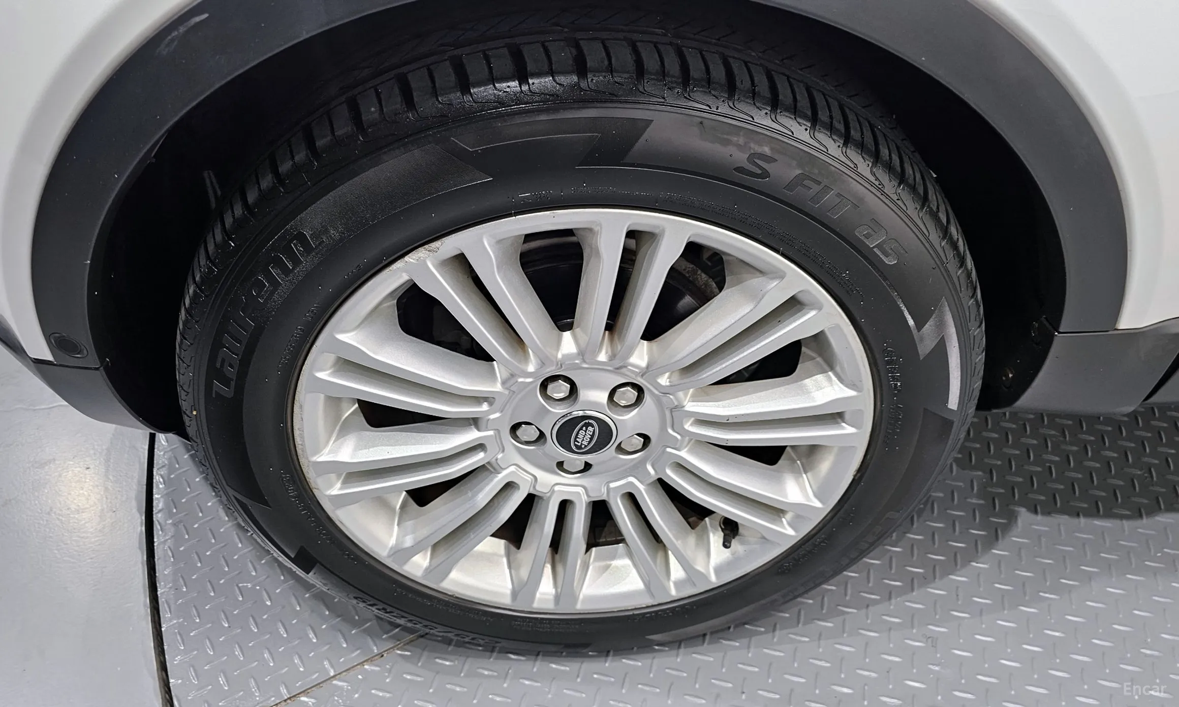 Land Rover Range Rover Evoque превью 5