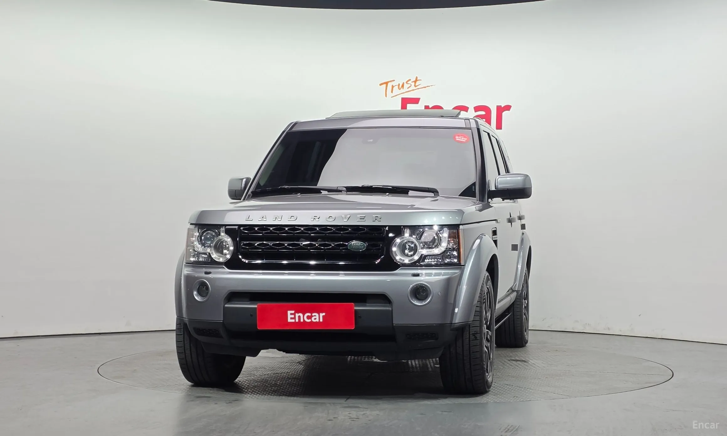 Land Rover Discovery 4 превью 3