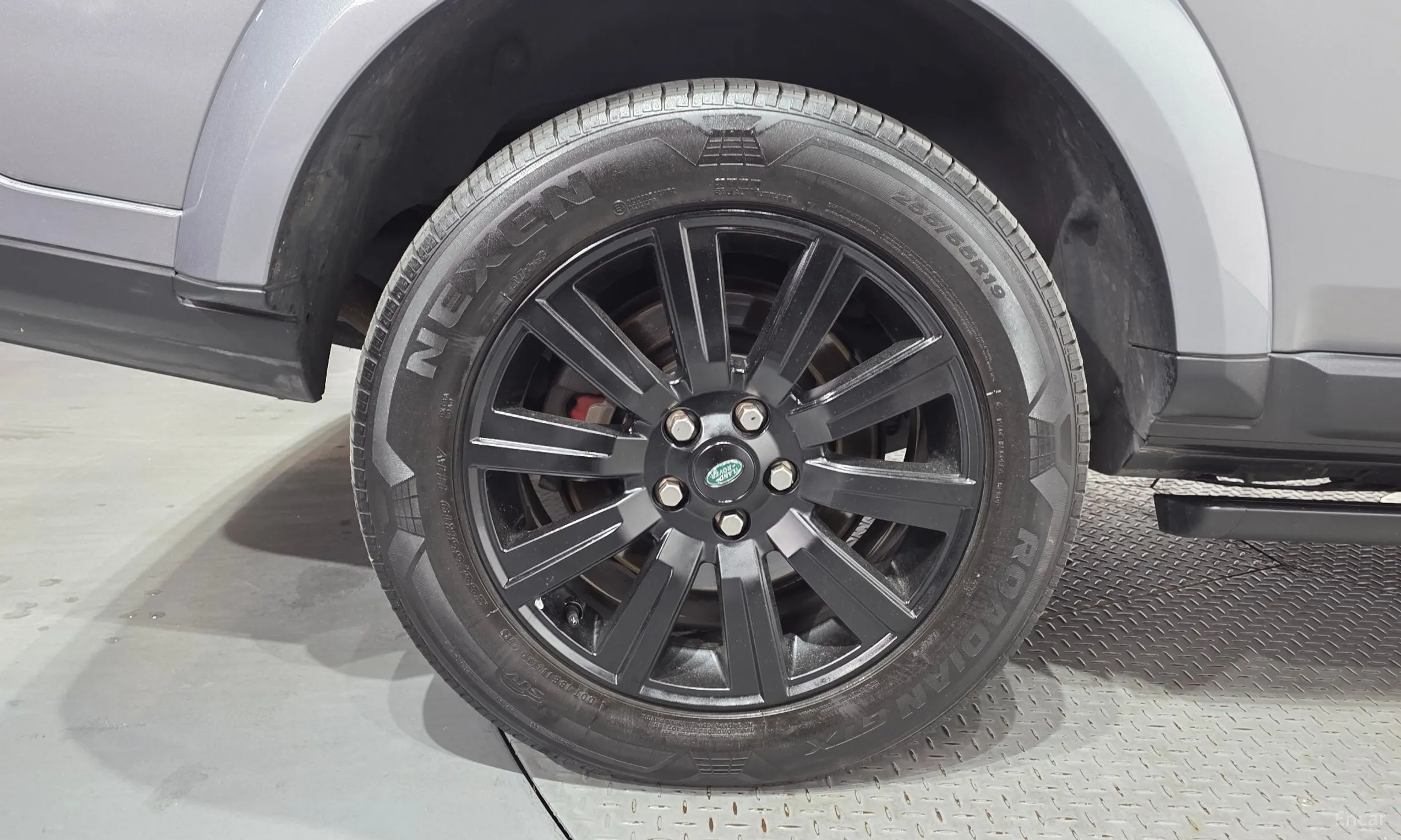 Land Rover Discovery 4 превью 5
