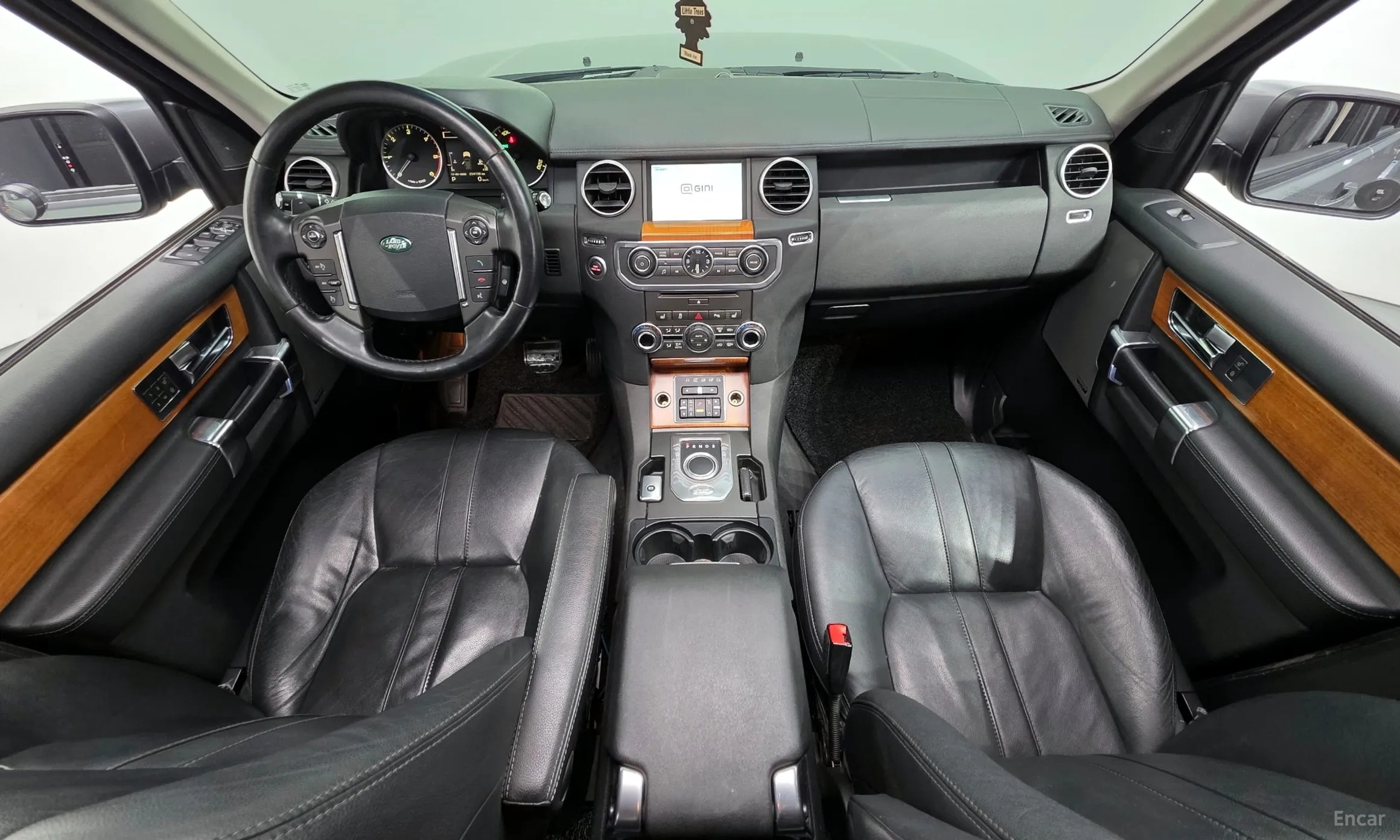 Land Rover Discovery 4 превью 7