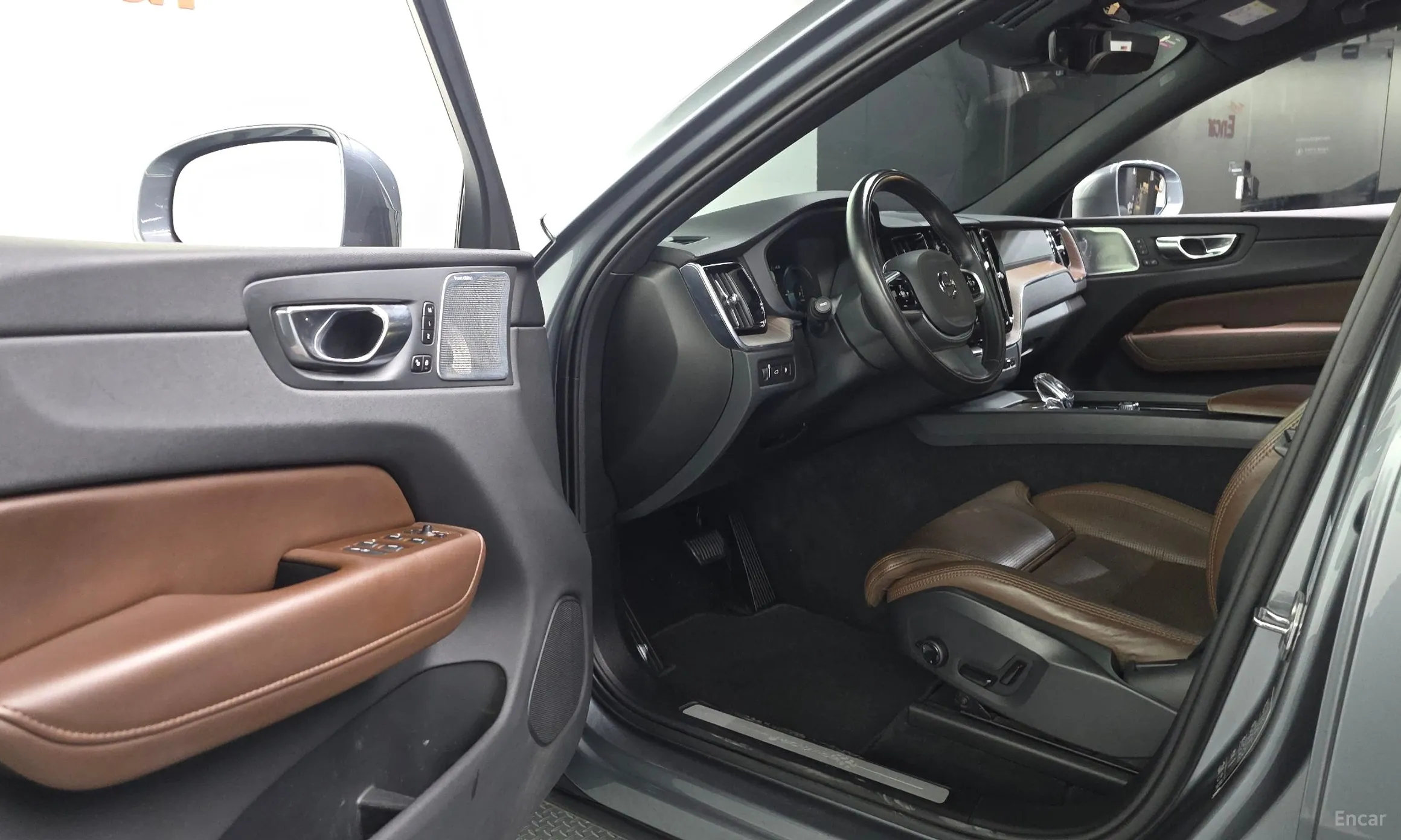 Volvo XC60 Gen 2 превью 10