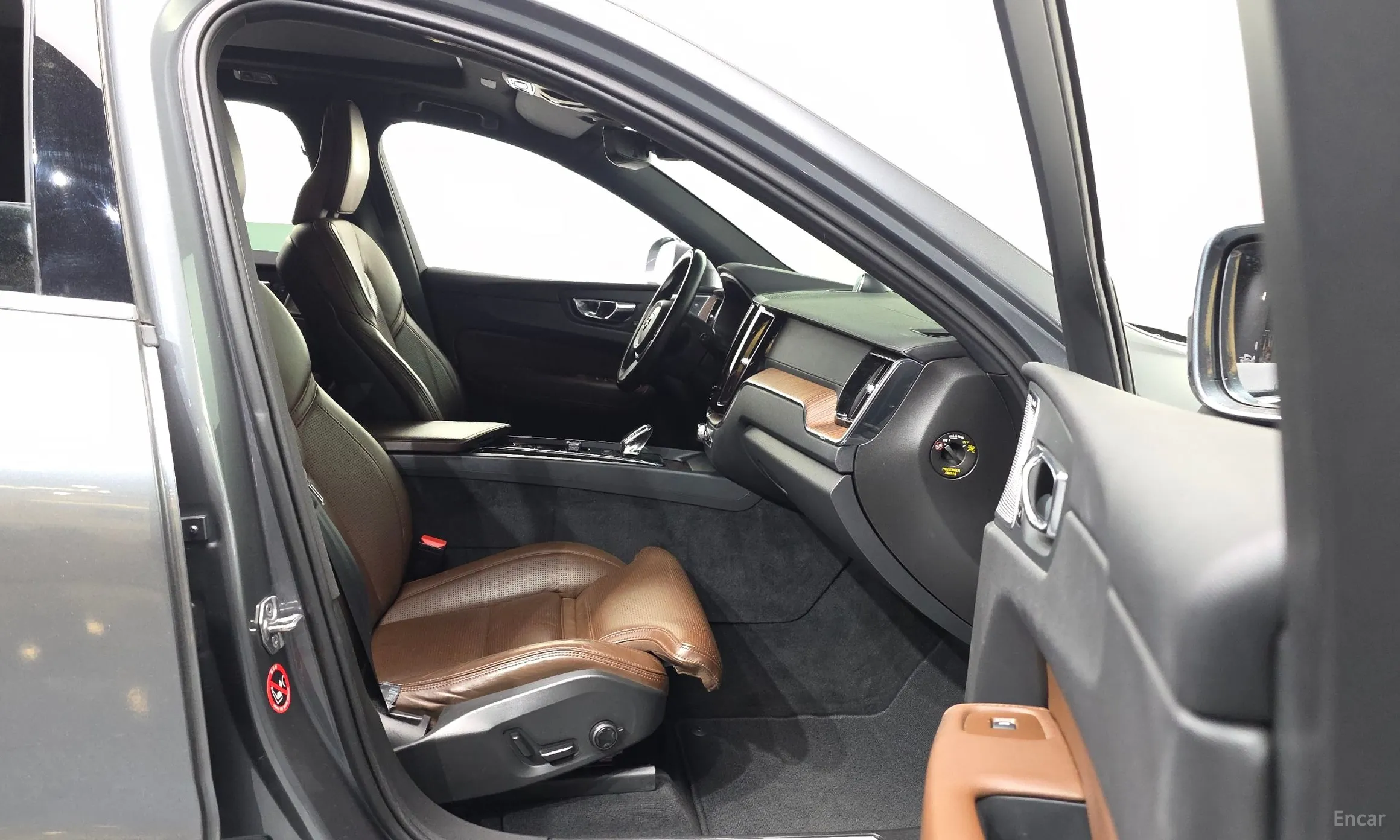 Volvo XC60 Gen 2 превью 11