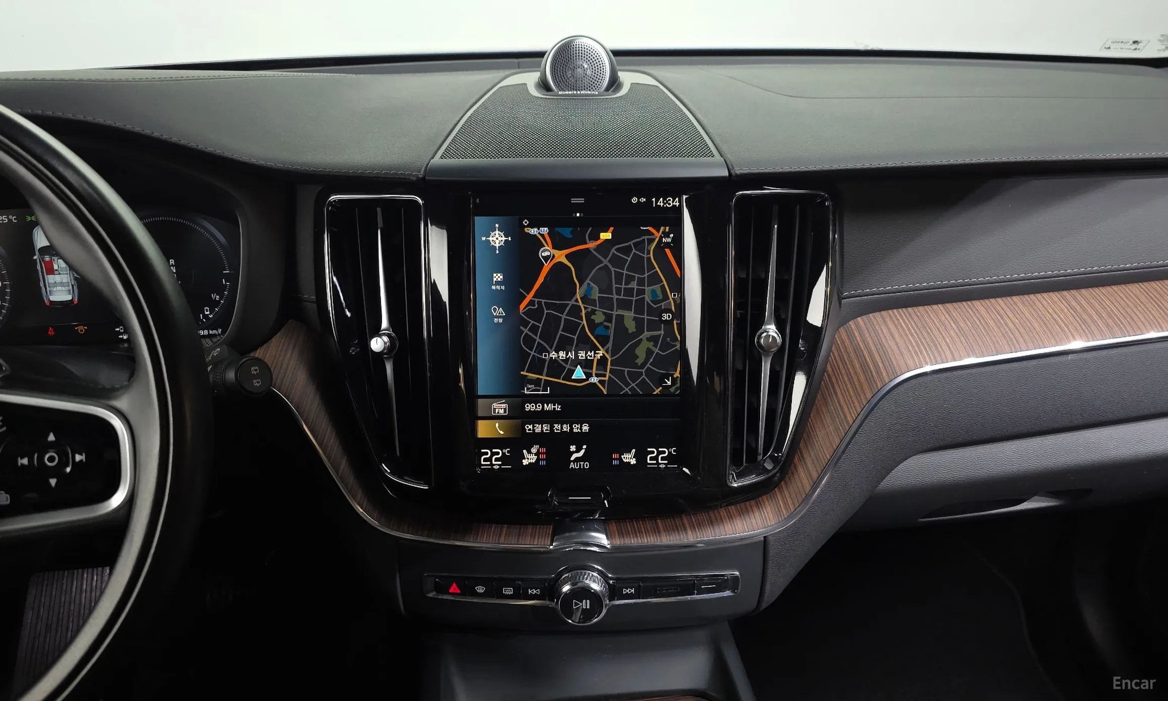 Volvo XC60 Gen 2 превью 14