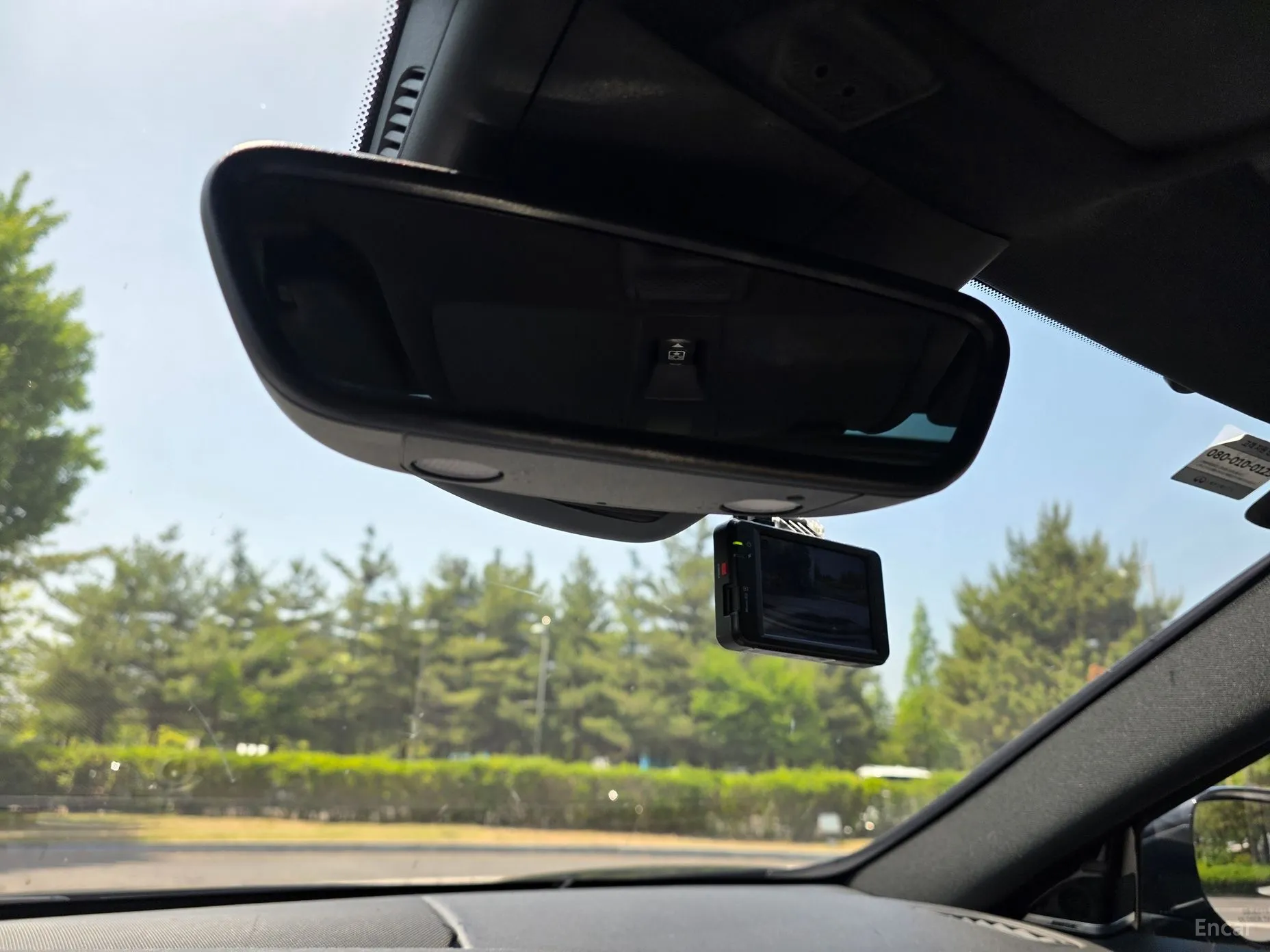 Infiniti Q30 превью 14