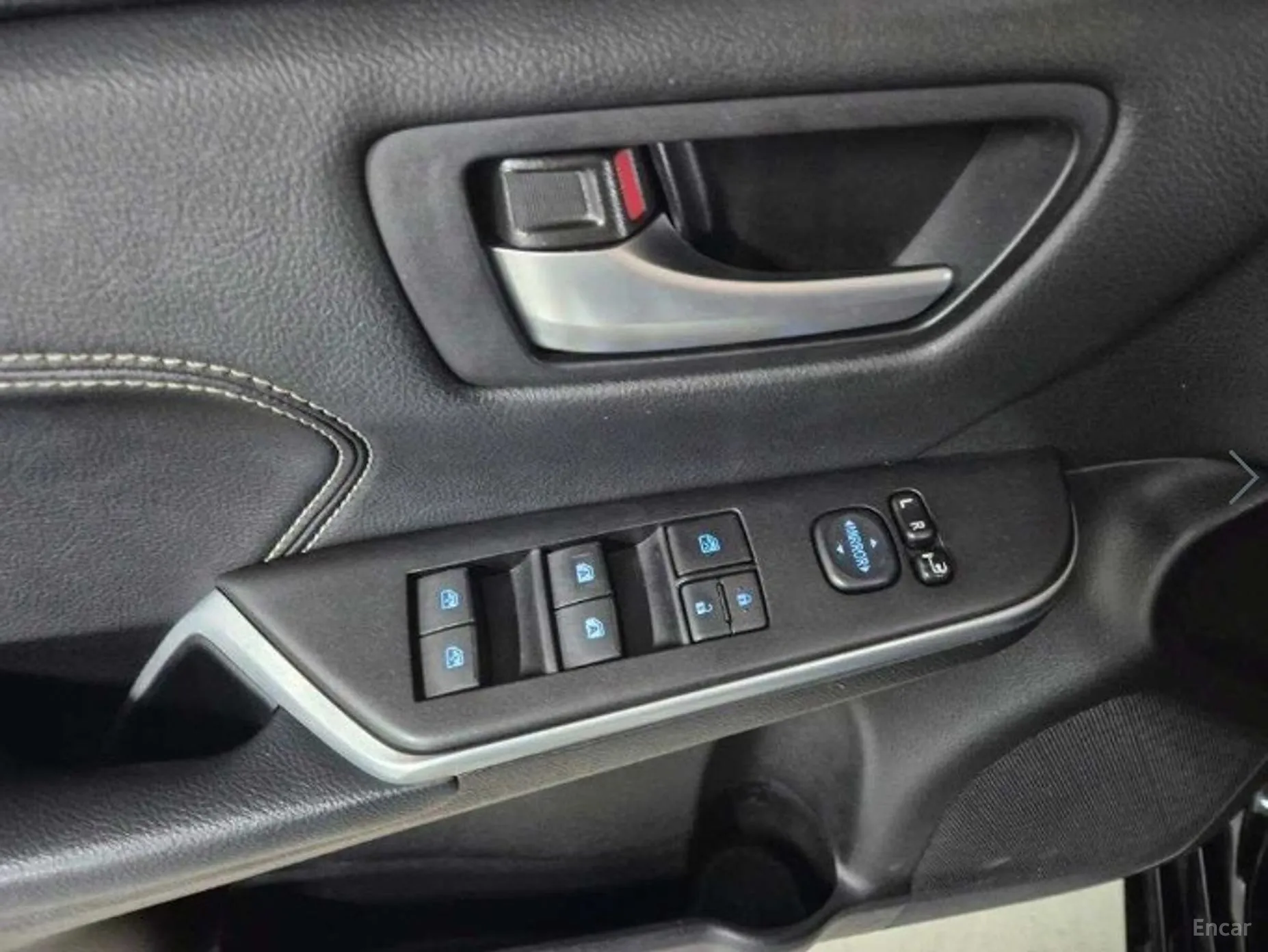 Toyota New Camry превью 8
