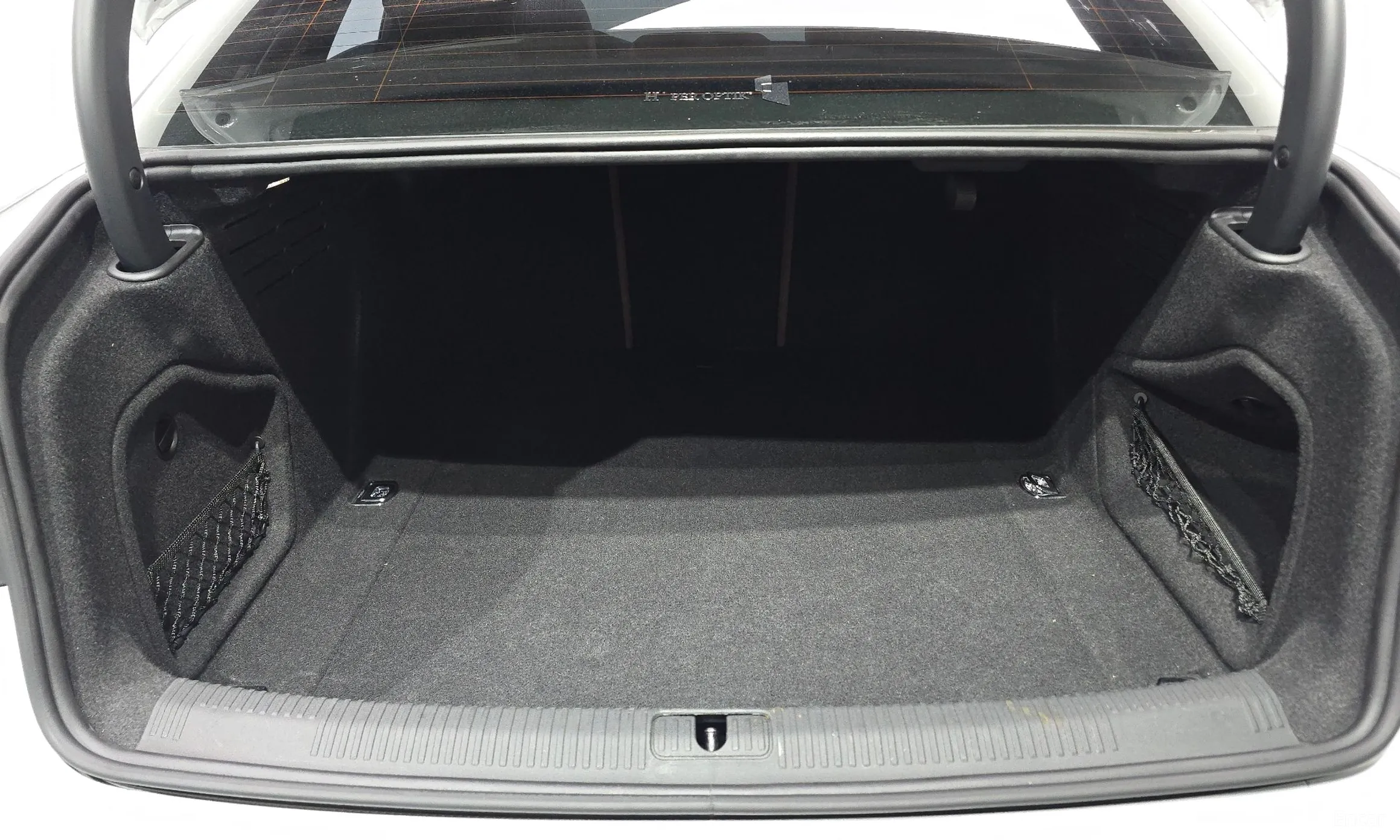 Audi A4 (B9) превью 20