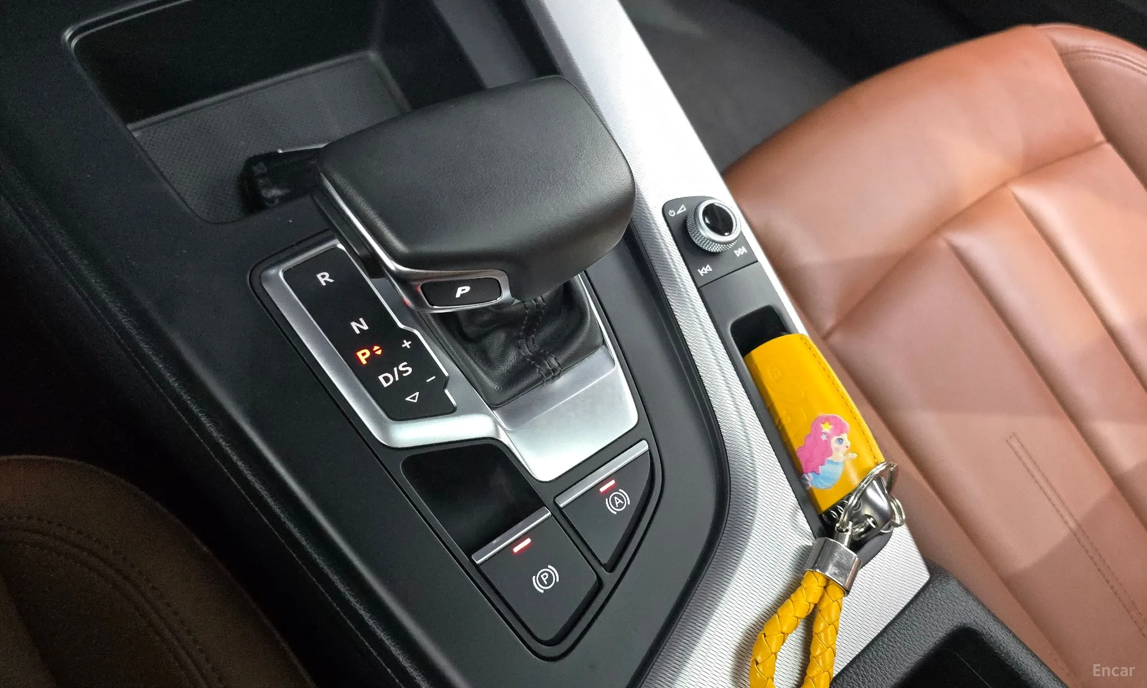 Audi A4 (B9) превью 9