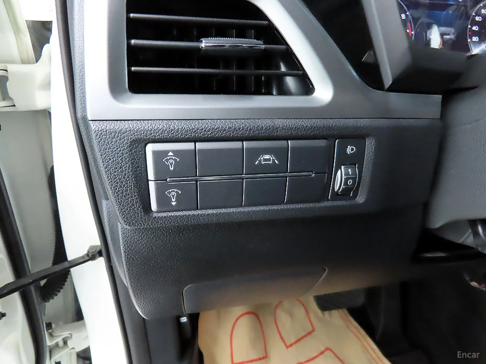 KG Mobility (SsangYong) Beautiful Korando превью 14