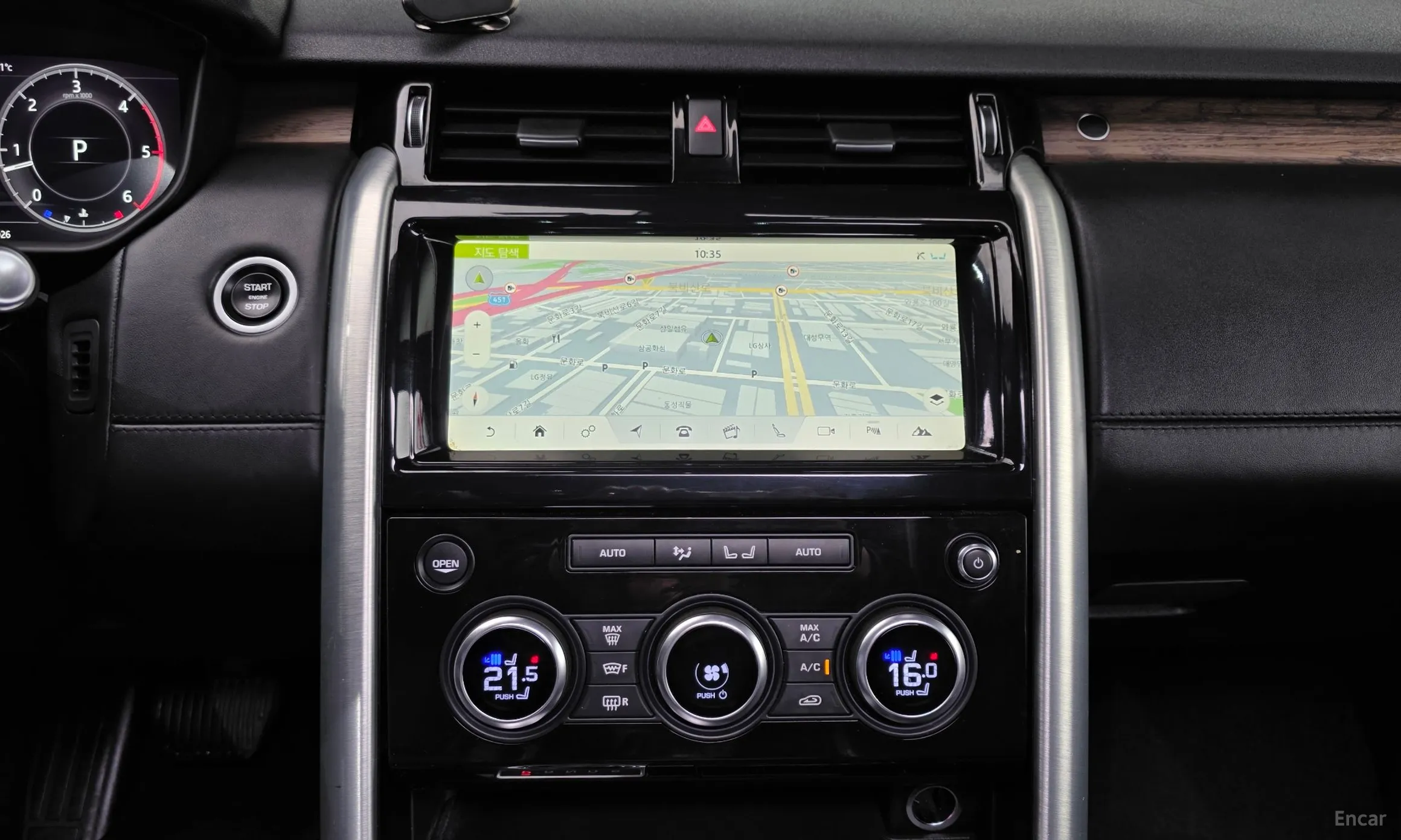 Land Rover Discovery 5 превью 17