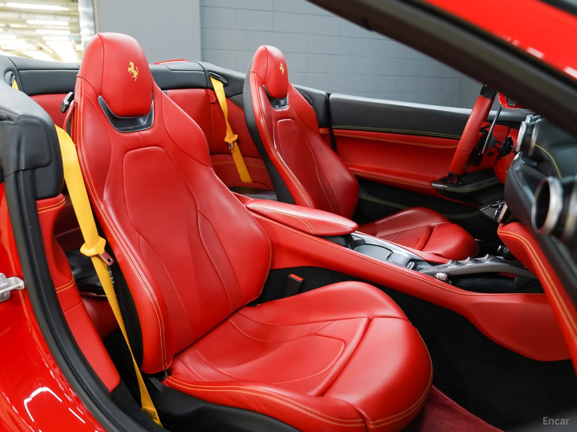 Ferrari Portofino превью 13