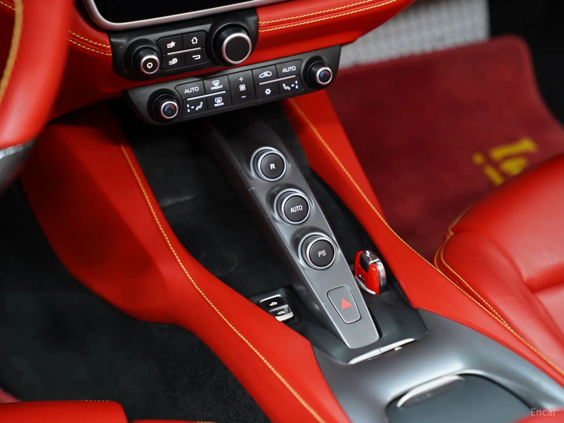 Ferrari Portofino превью 16