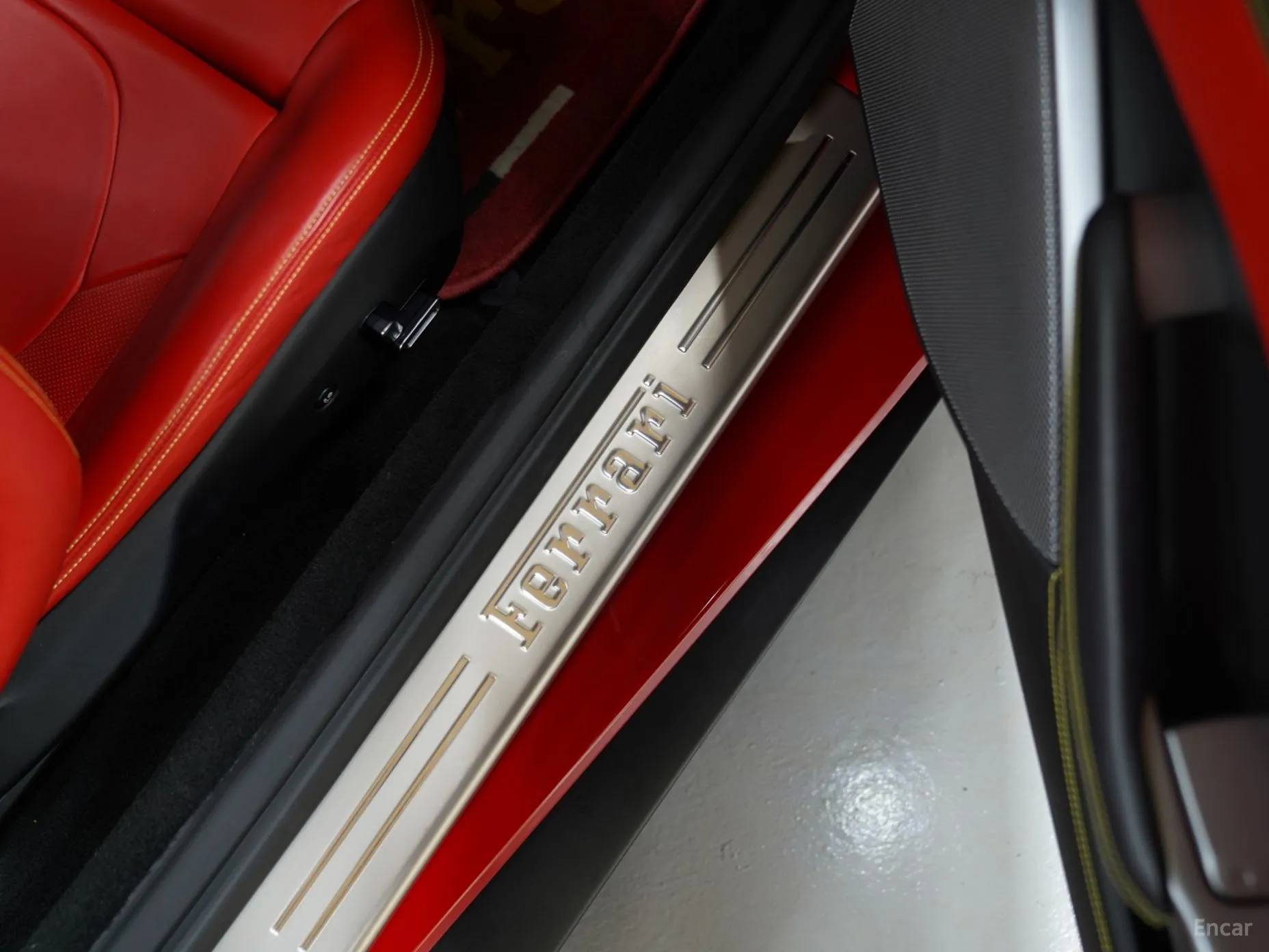 Ferrari Portofino превью 17