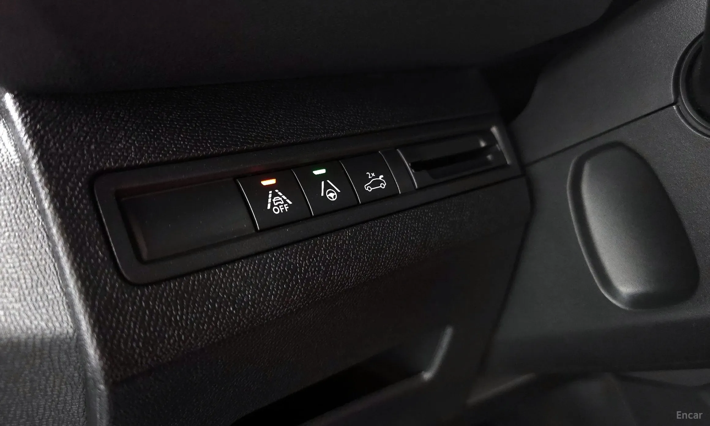Peugeot 3008 2nd generation превью 15