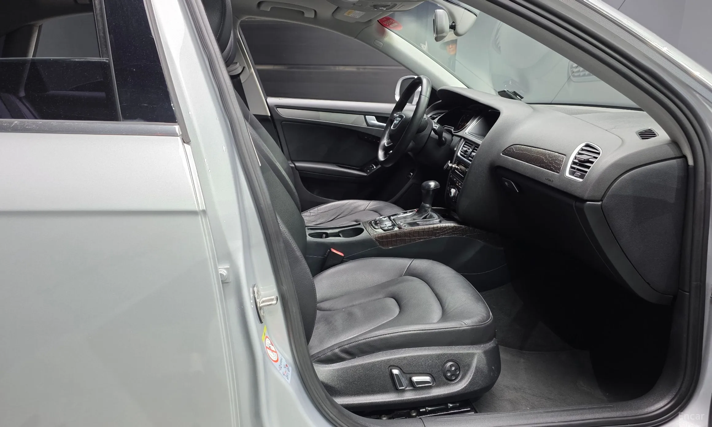 Audi New A4 превью 11